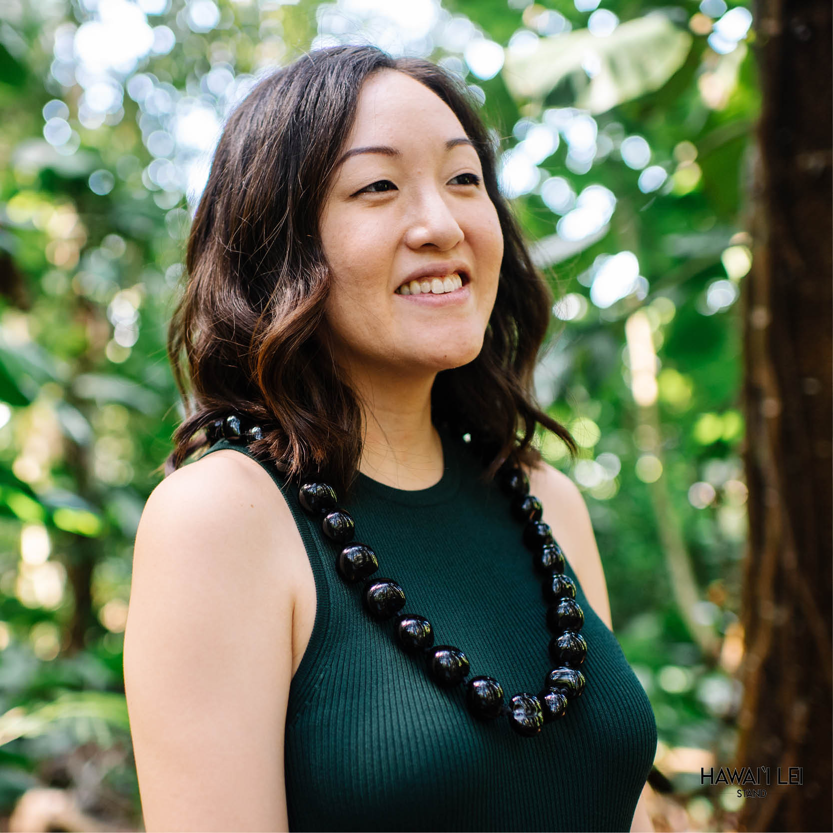 Kukui Nut Shell Lei (Black)