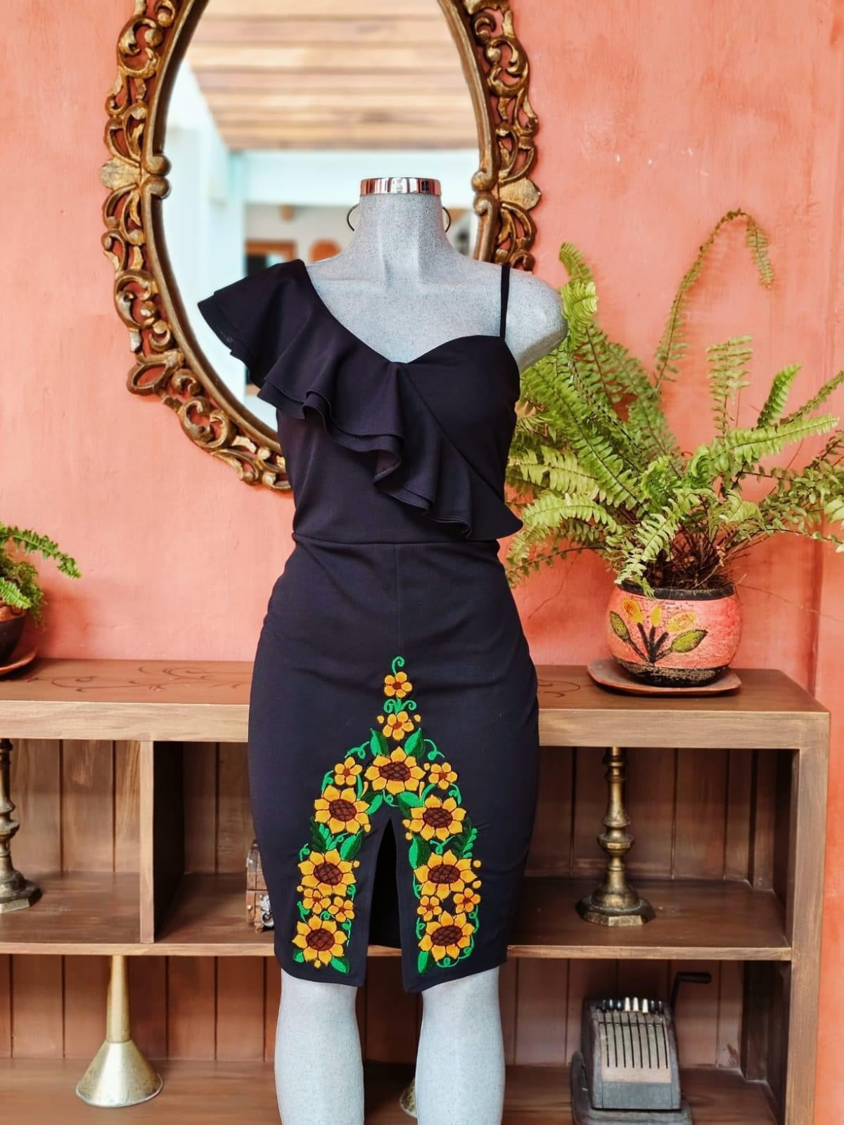 Girasolito Mexican Black Dress