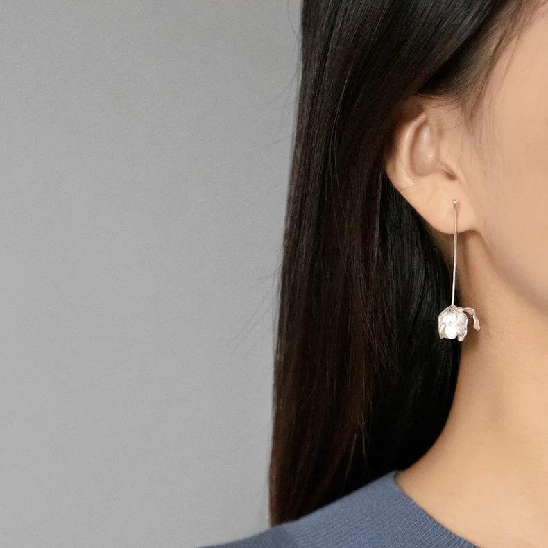 Tulip Earrings