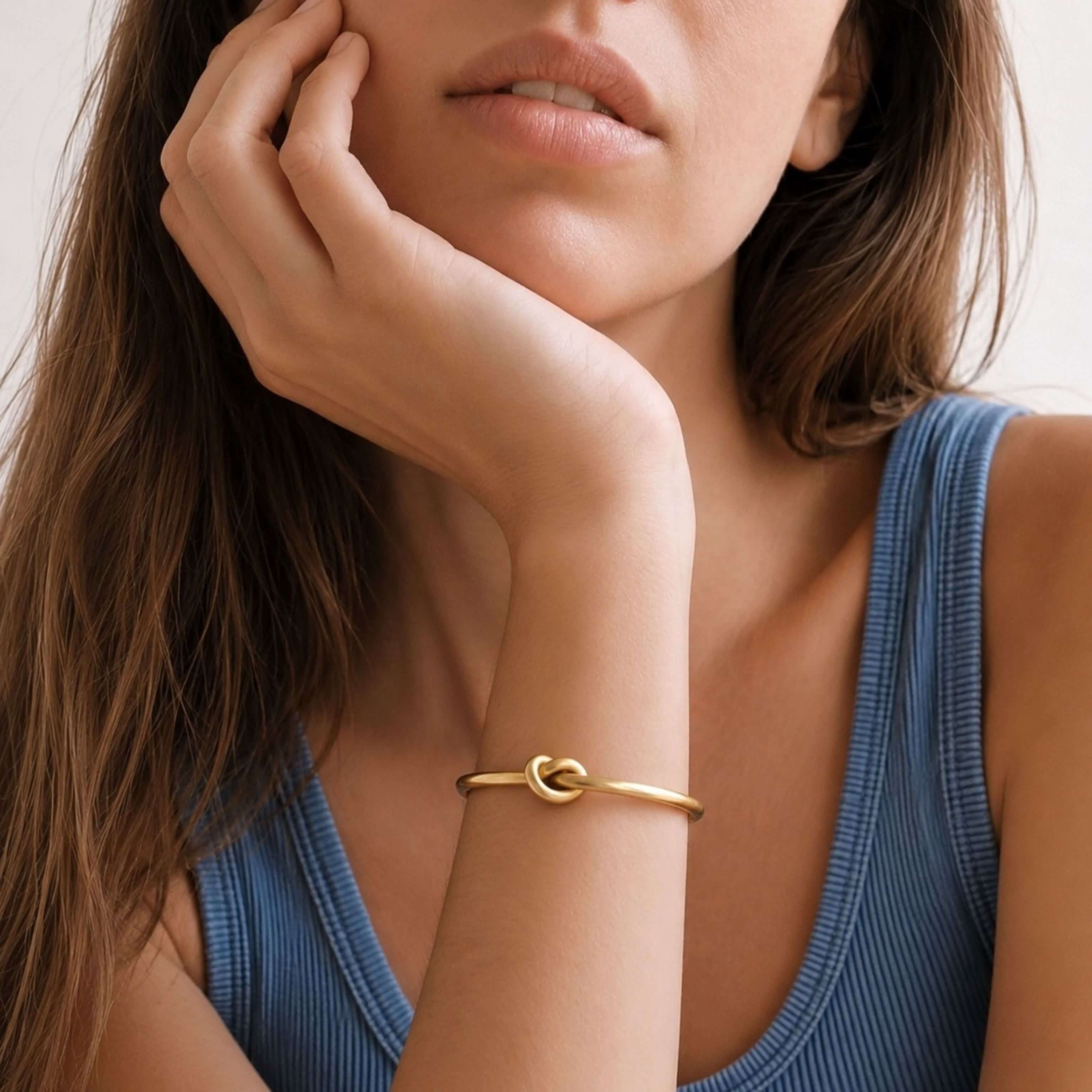 Open Knot Cuff Bracelet in Brass for Women - Tatu
