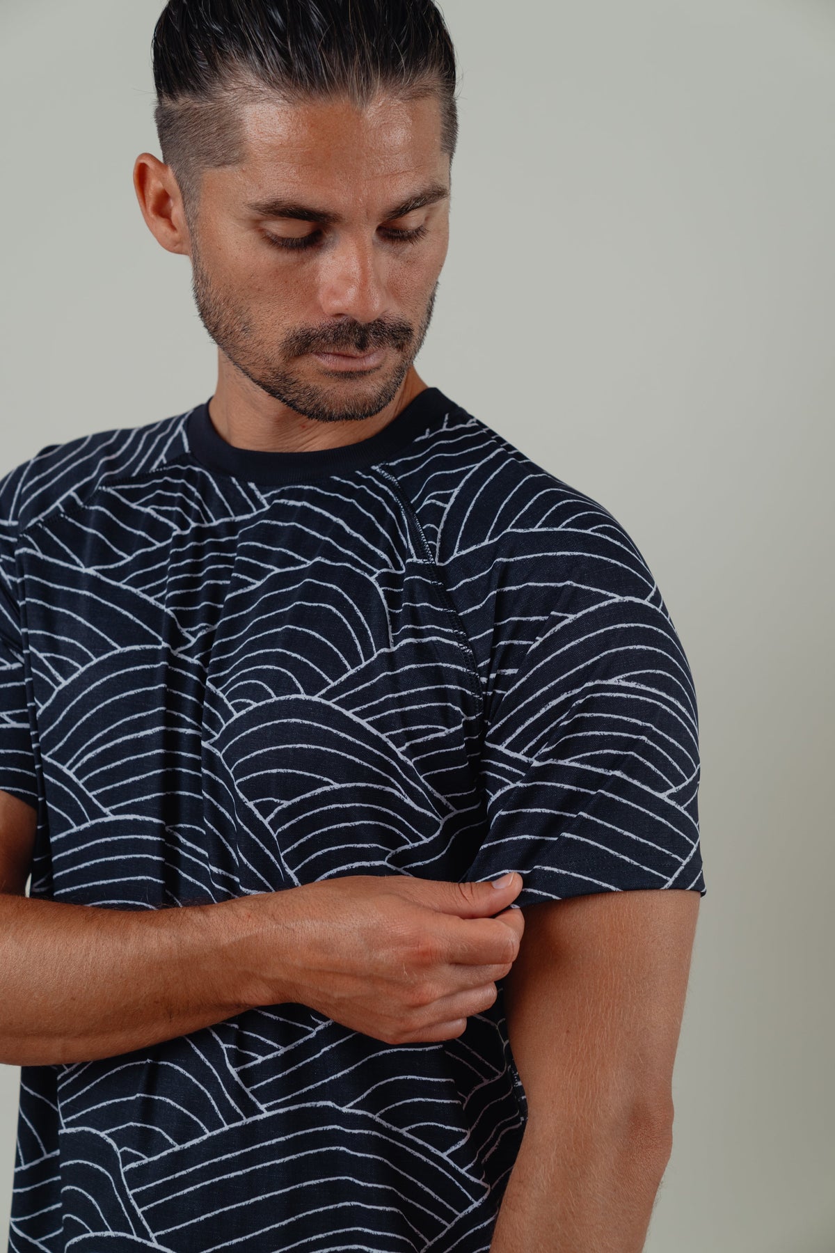 OLEU SUNSPORT™ UV TEE SHIRT - STORM CARBON