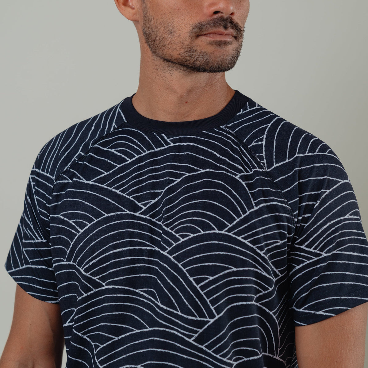 OLEU SUNSPORT™ UV TEE SHIRT - STORM CARBON
