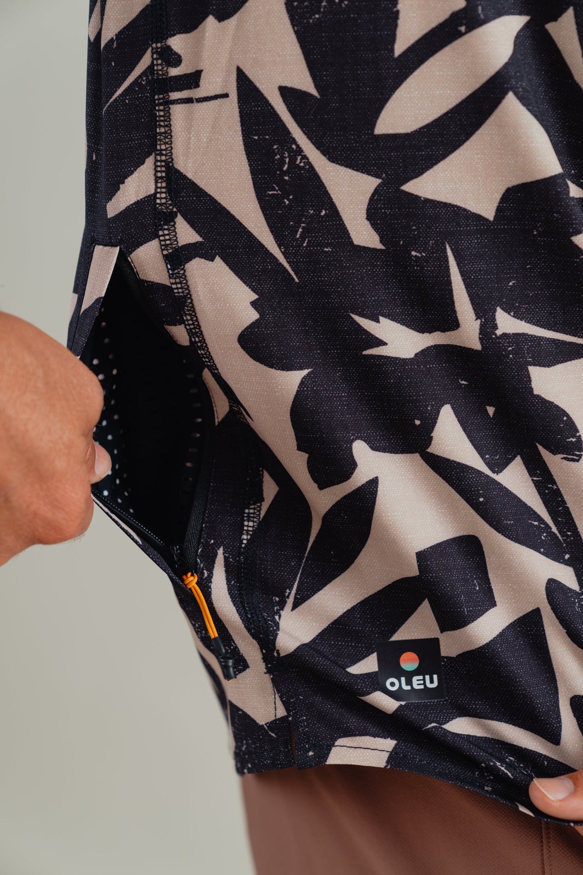 OLEU UV QUICK-DRY BOARDSHIRT - CARVINGS SANDSTONE