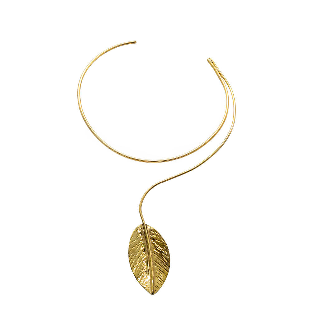 Zizi Wrap Choker Necklace with a Leaf Pendant