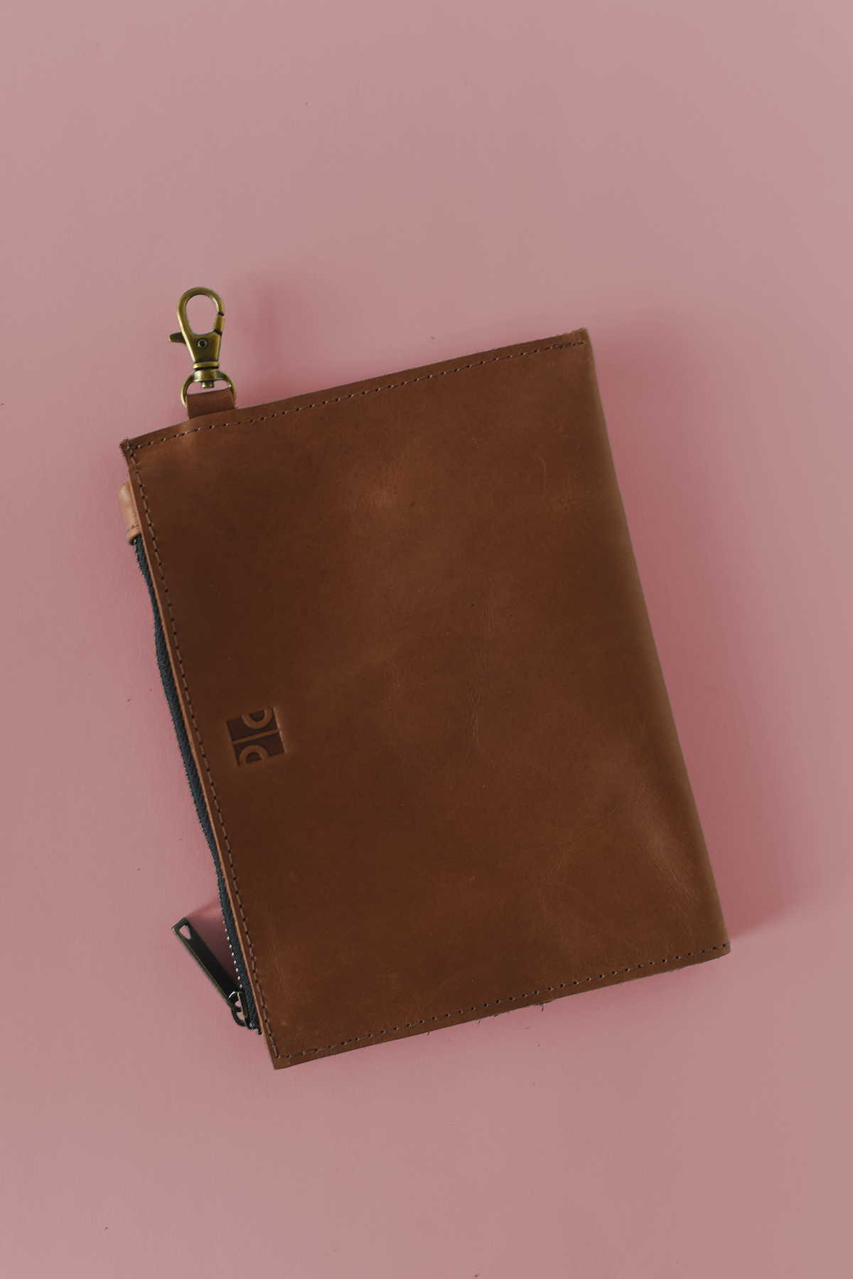 Medium Pouch