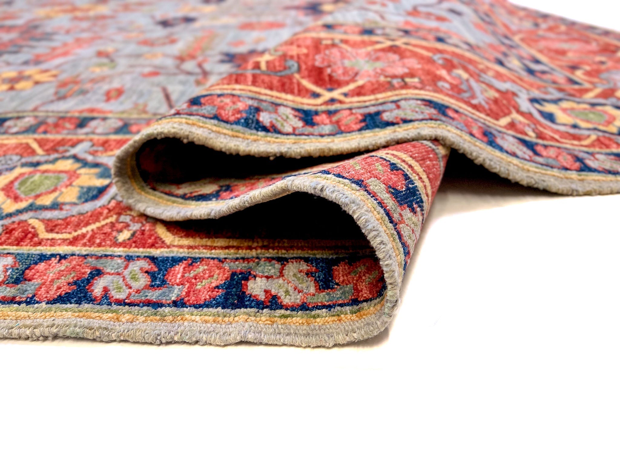 Afgahn Heriz (10'02"x14'00") lt.blue/red