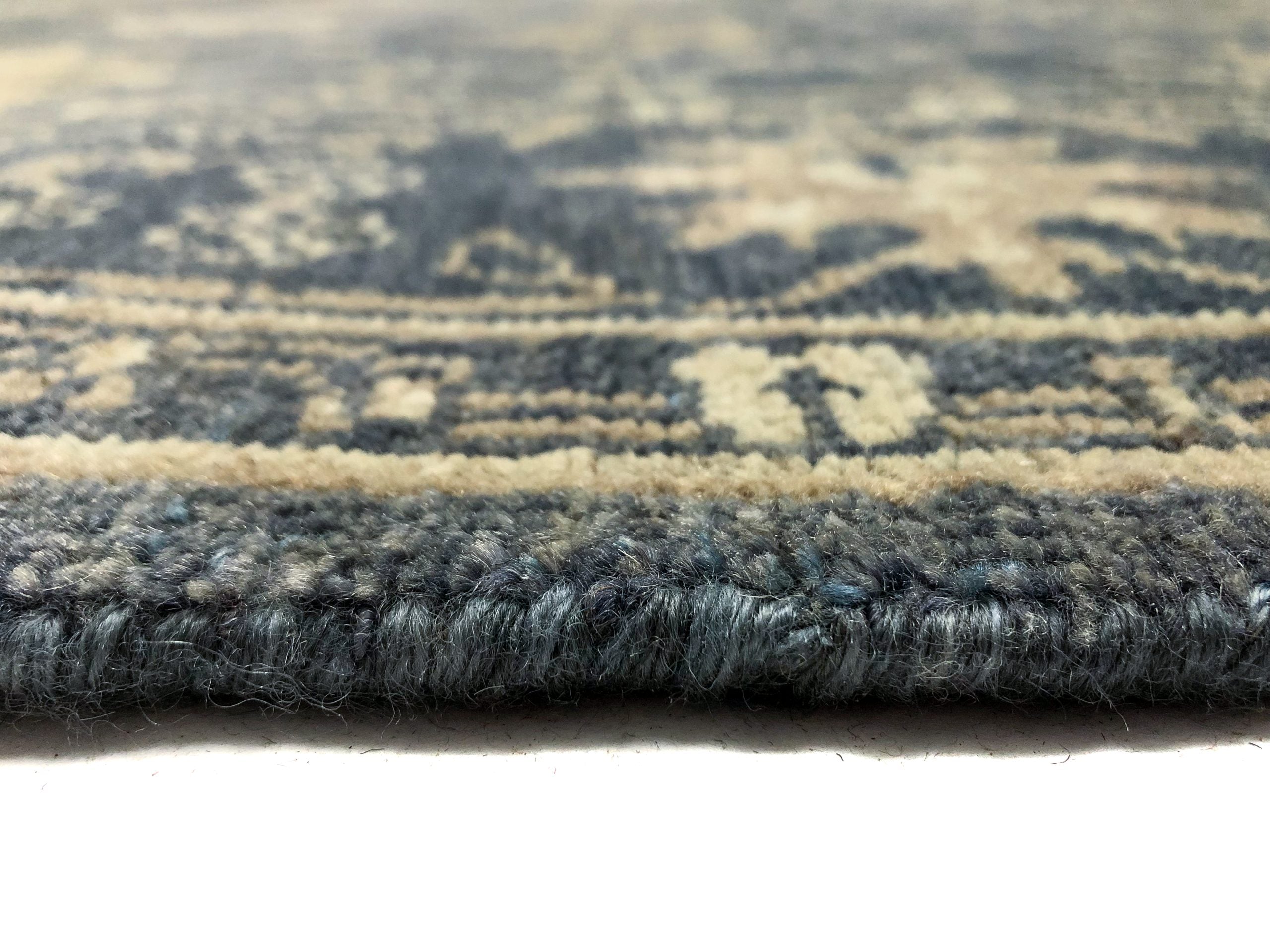 Indo-Oushak Design (6' Square) blue