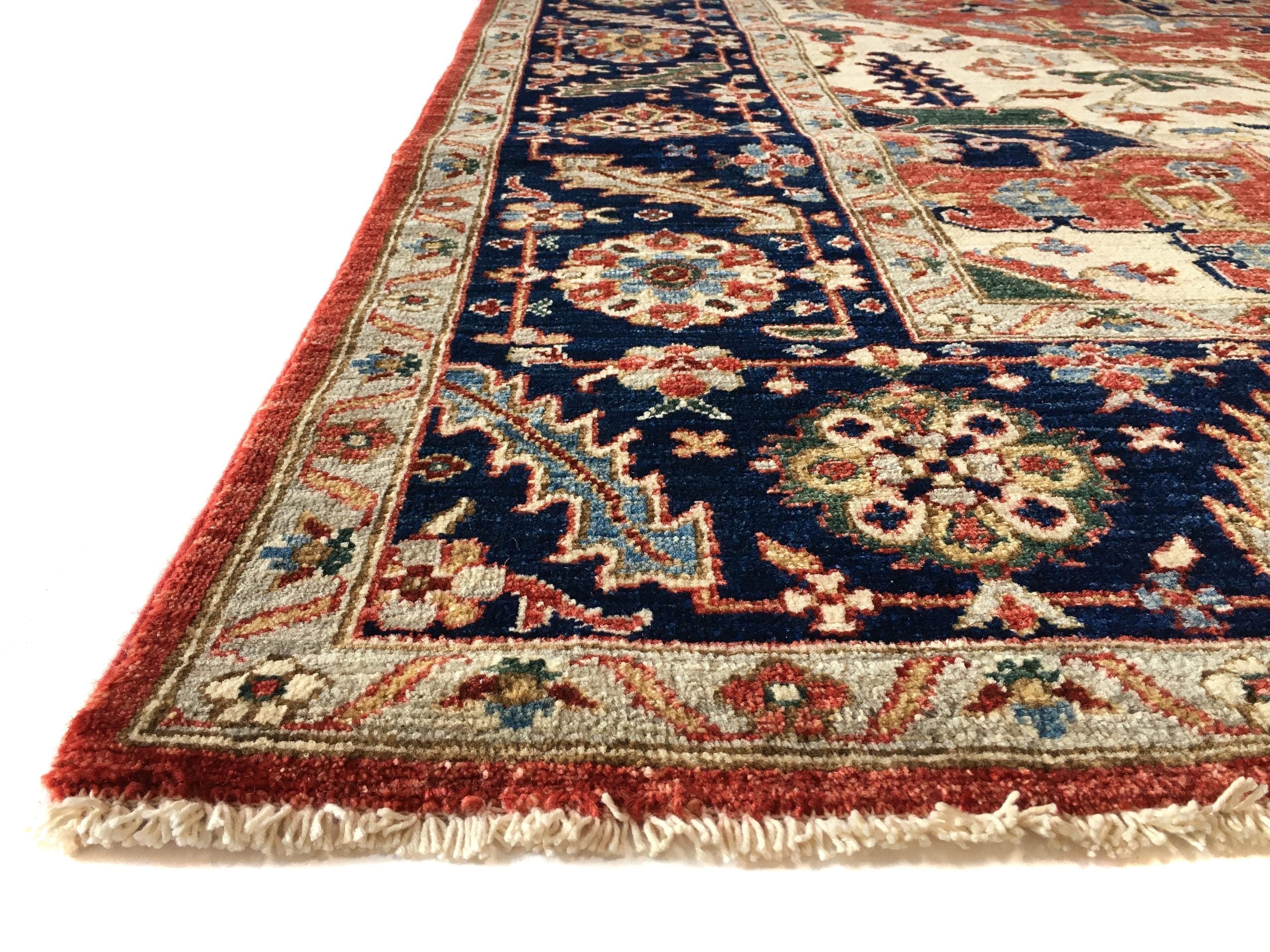 Serapi (9'00"x11'07") red/ivory/navy