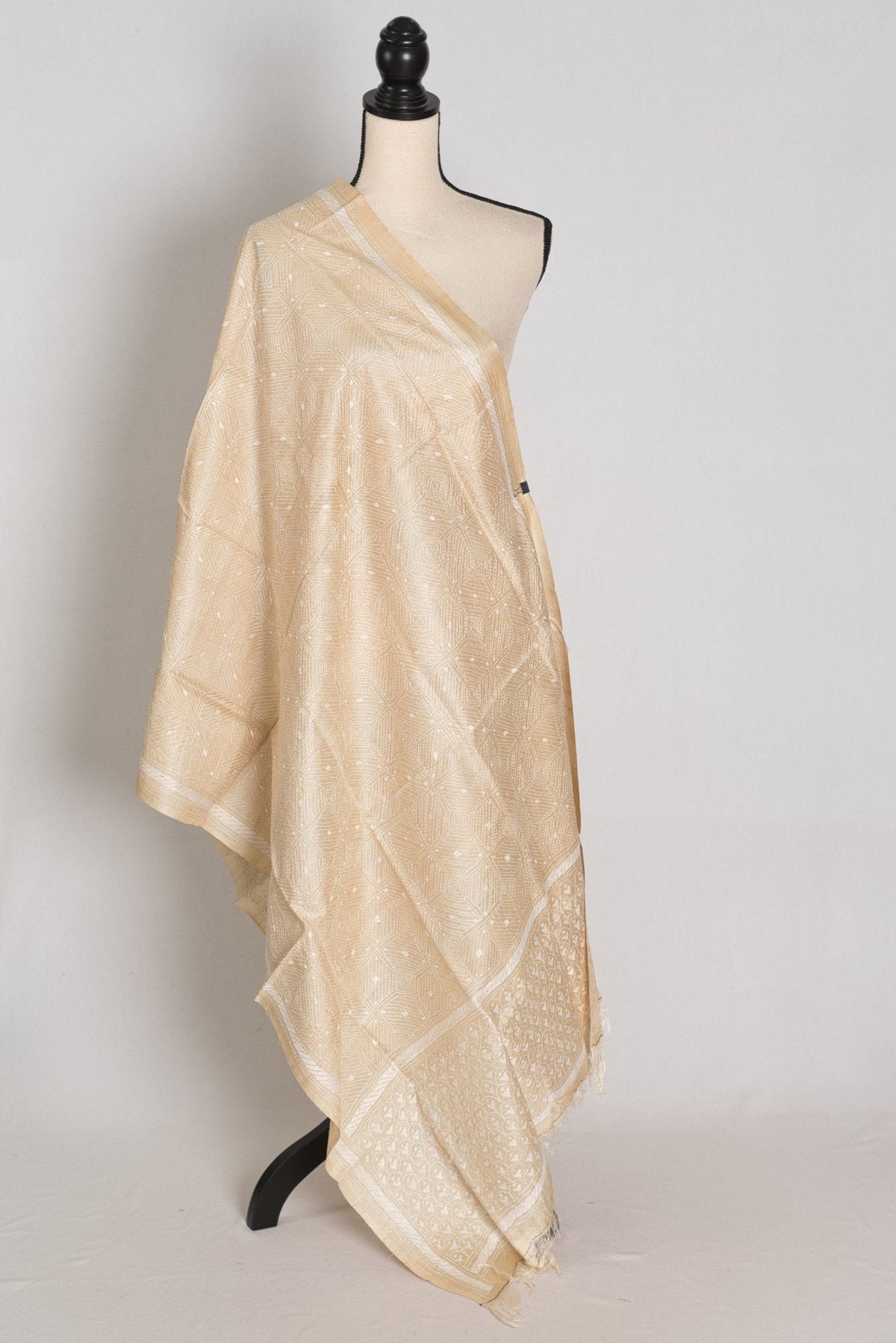 Artisanal West Bengal Beige & White Pure Gachi Tussar Silk Kantha Dupatta