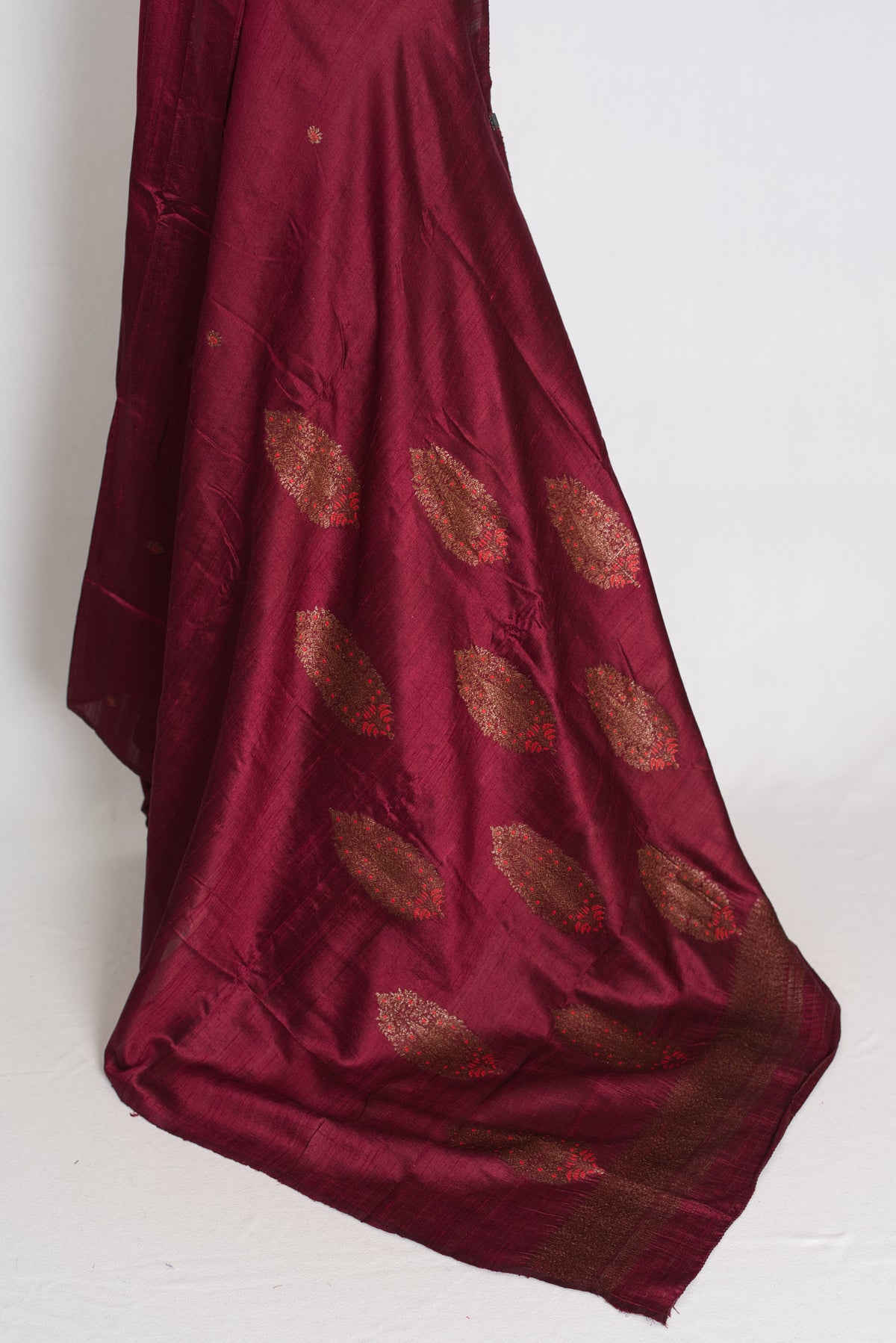 Shital : Maroon Borderless Pure Raw Silk Banarasi Saree | Antique Gold
