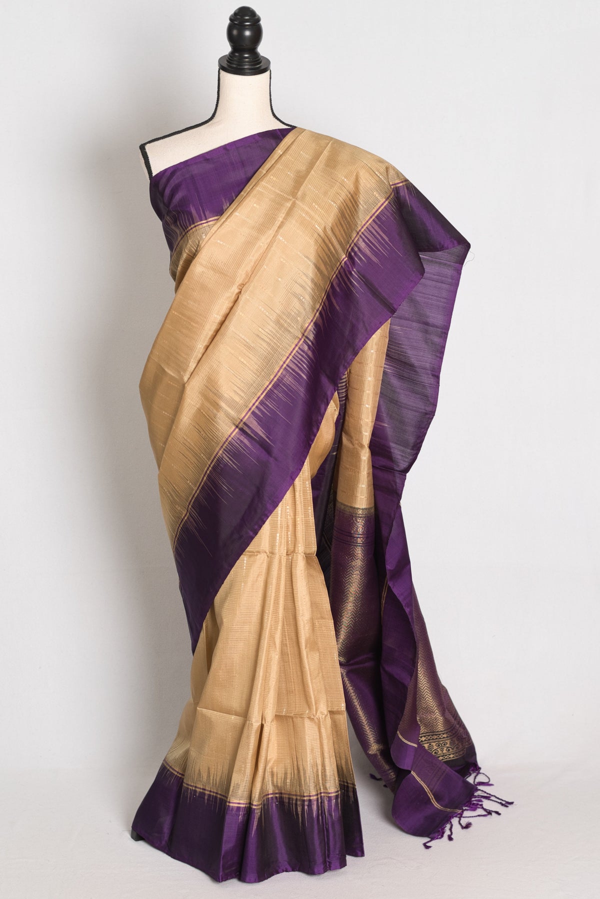 Nita : Beige and Deep Purple Lightweight Pure Kanjivaram Silk Saree