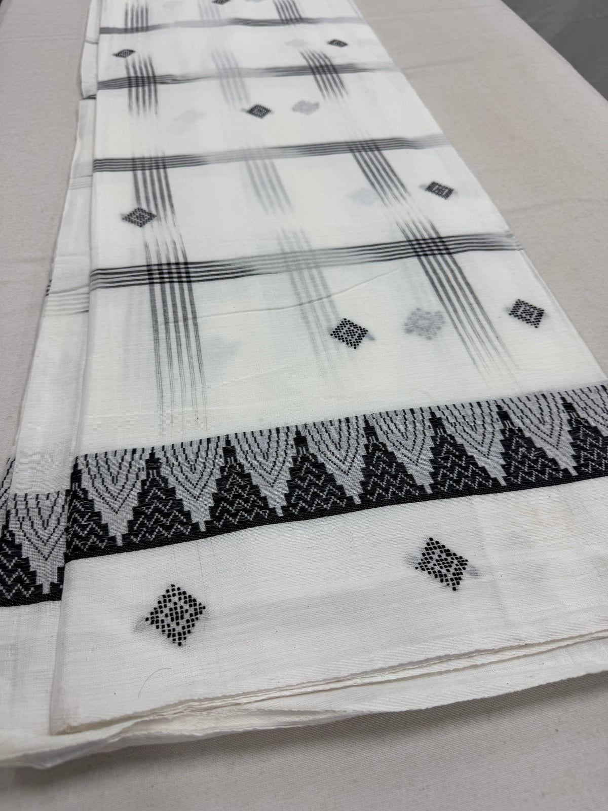 Maya : Off White and Black Soft Cotton Dhaniakhali Saree with Temple Border