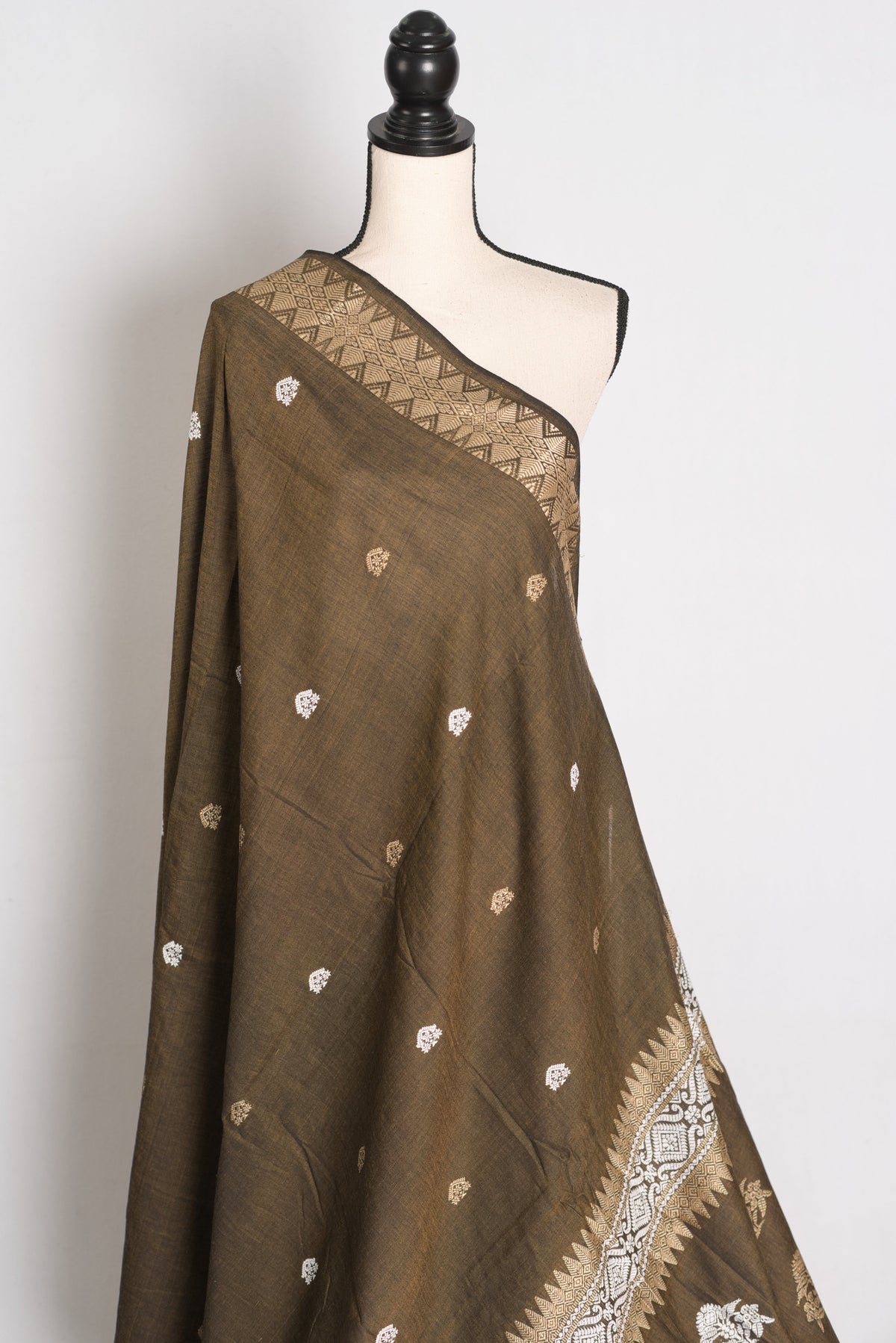 Mala : Snuff Brown Pure Cotton Assamese Handloom Saree