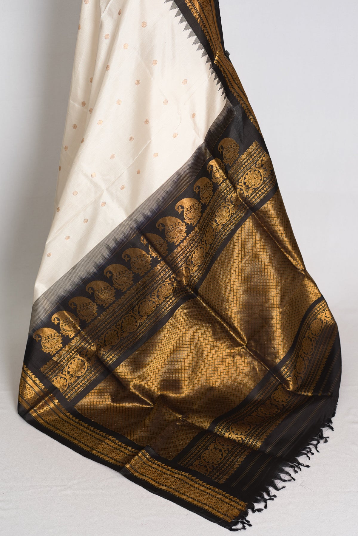 Sabina : Off White and Black Handwoven Gadwal Silk Saree with Gold Zari