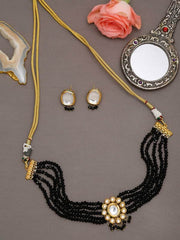 Beautiful Black And Golden Kundan Choker With Round Shape Studs