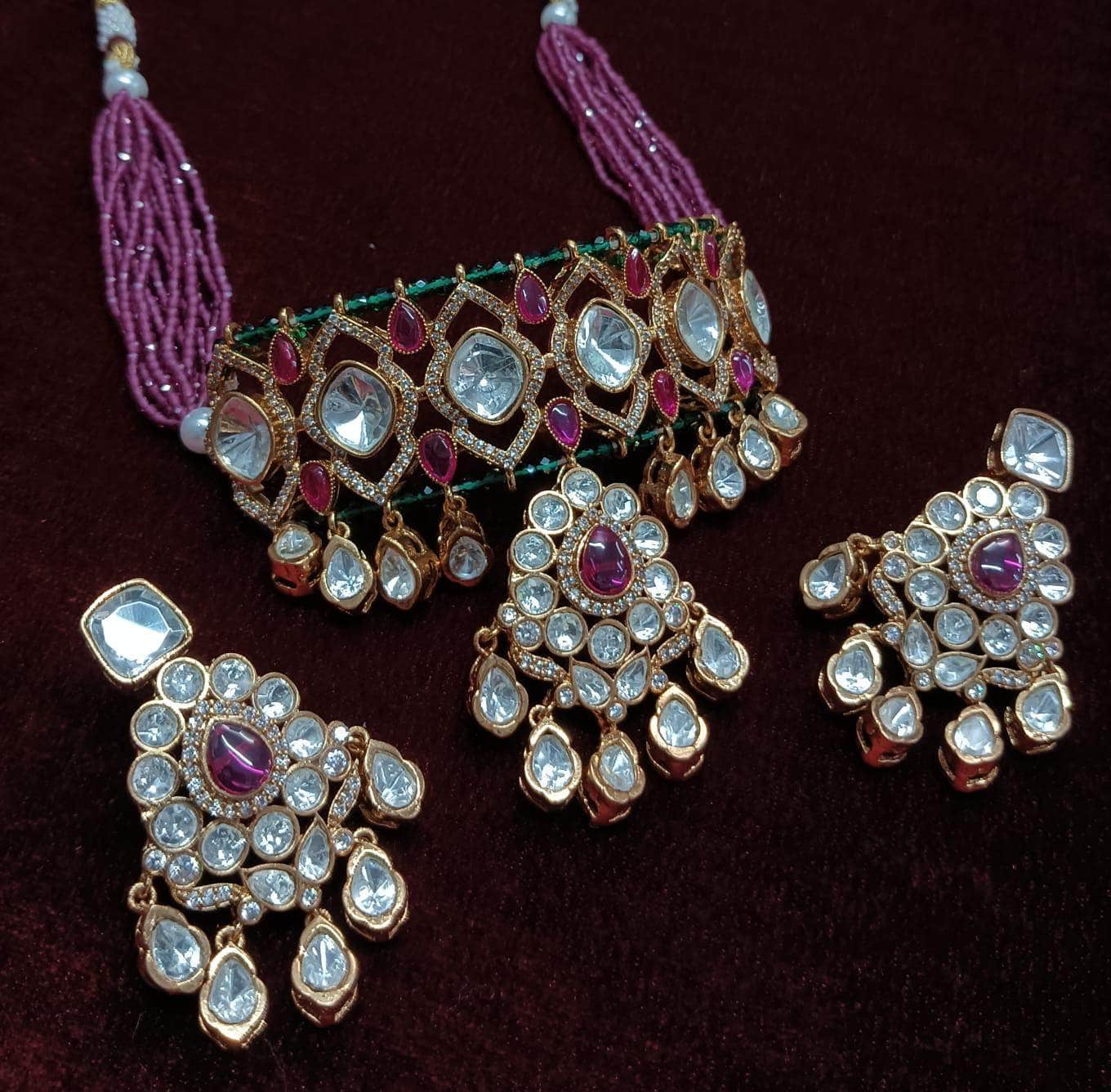 Beautiful Choker Set With Stone