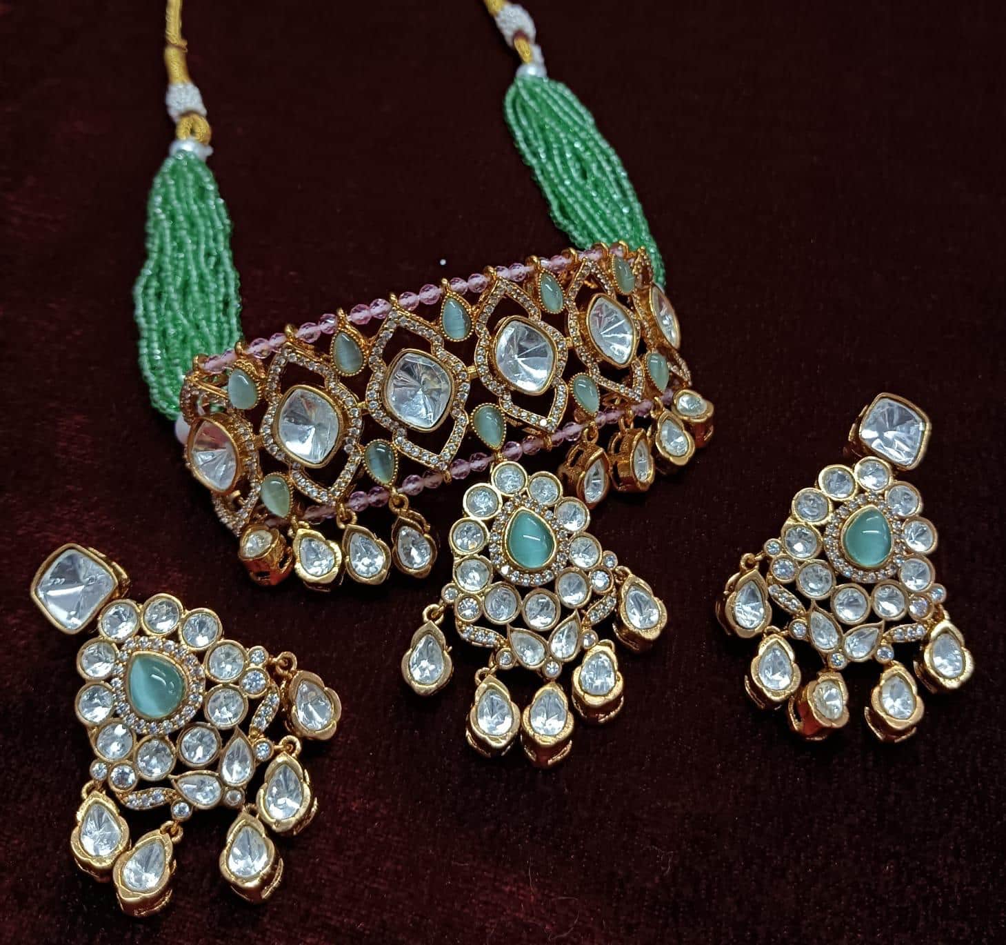 Beautiful Choker Set With Stone