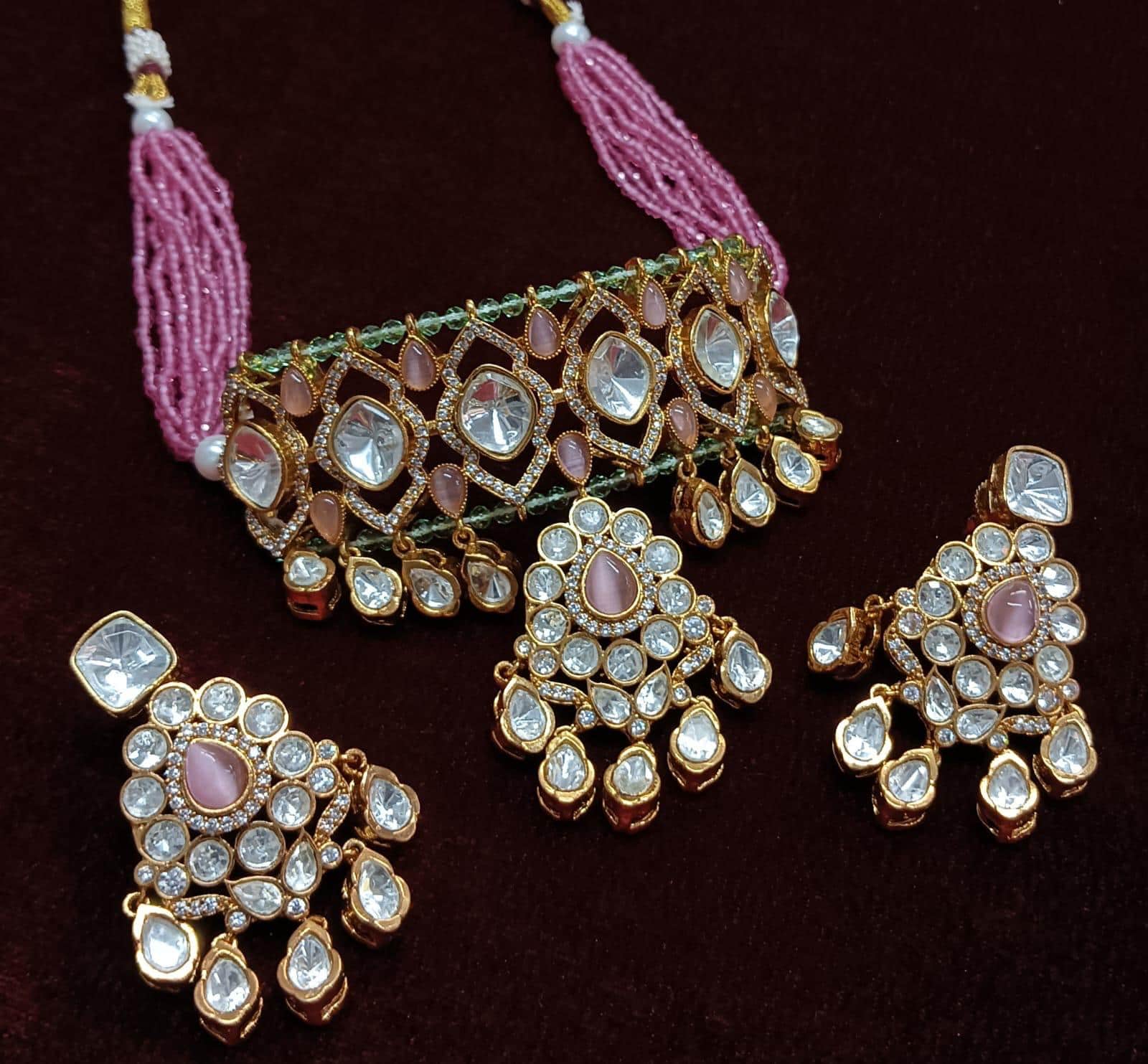 Beautiful Choker Set With Stone