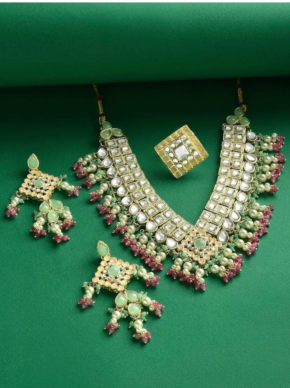 Beautiful Designer Kundan Necklace
