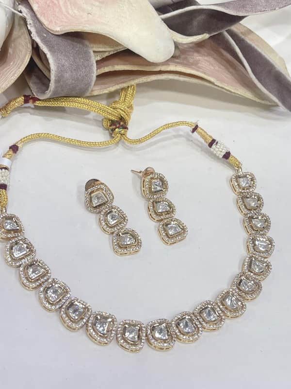Beautiful faux mosissanite  stone  Necklace Set