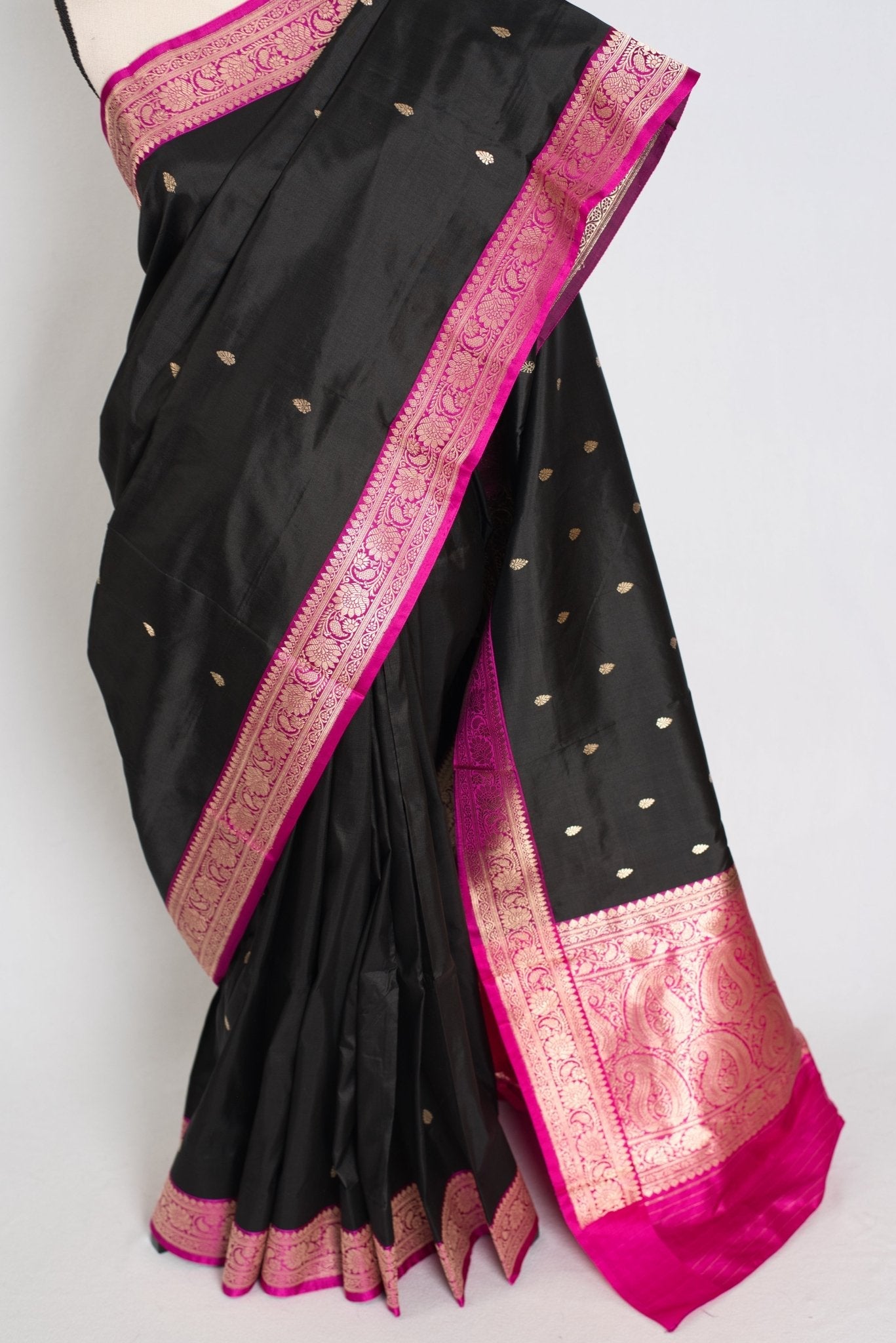 Brahamar : Silk Mark Certified Katan Banarasi Saree in Black and Magenta