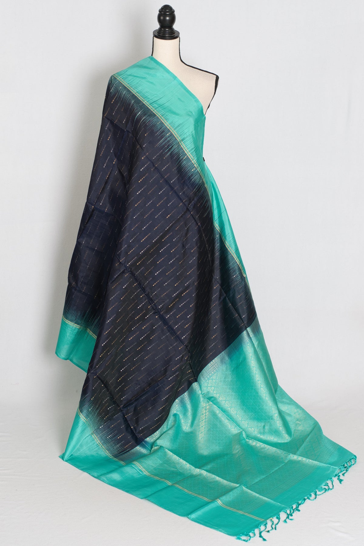Shanti : Midnight Blue & Turquoise Pure Silk Kanjivaram Saree