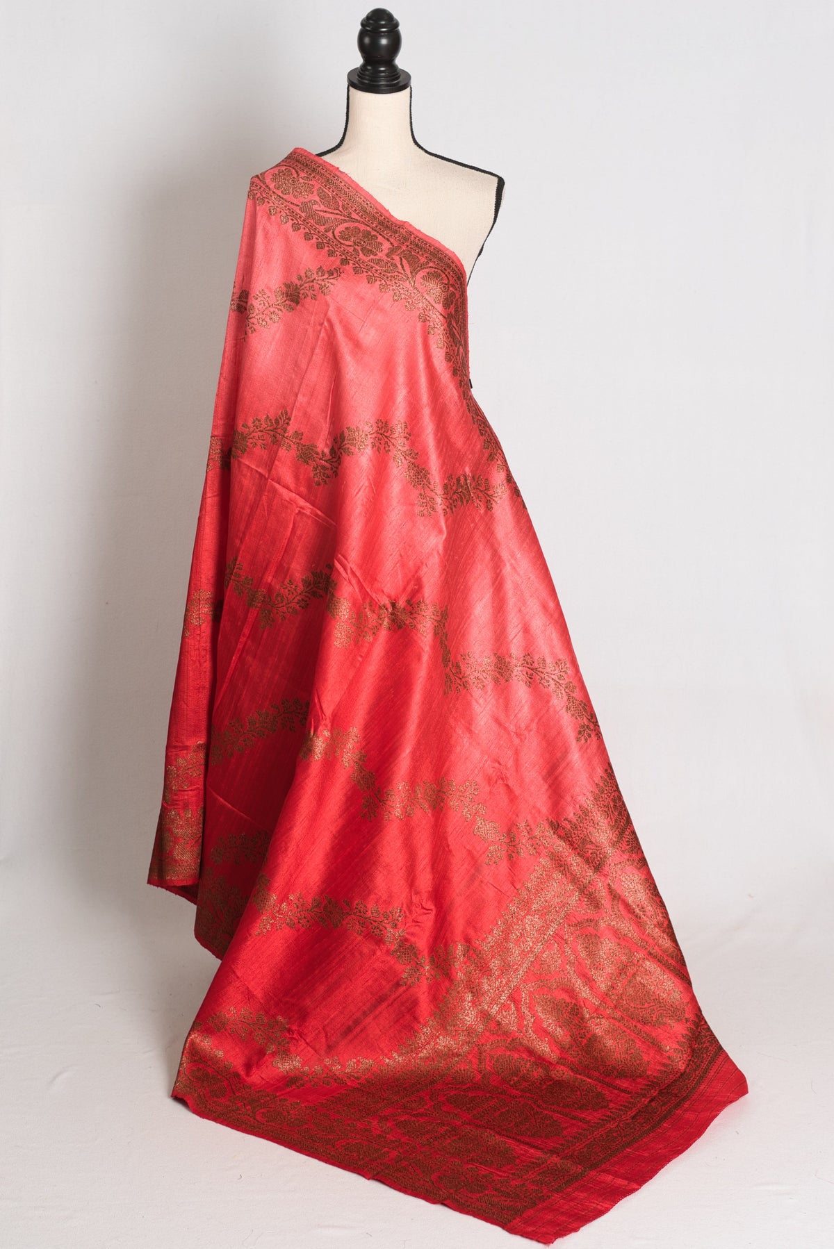 Ritaja : Red & Gold Ombre Raw Silk Handloom Banarasi Saree | Silk Mark Certified