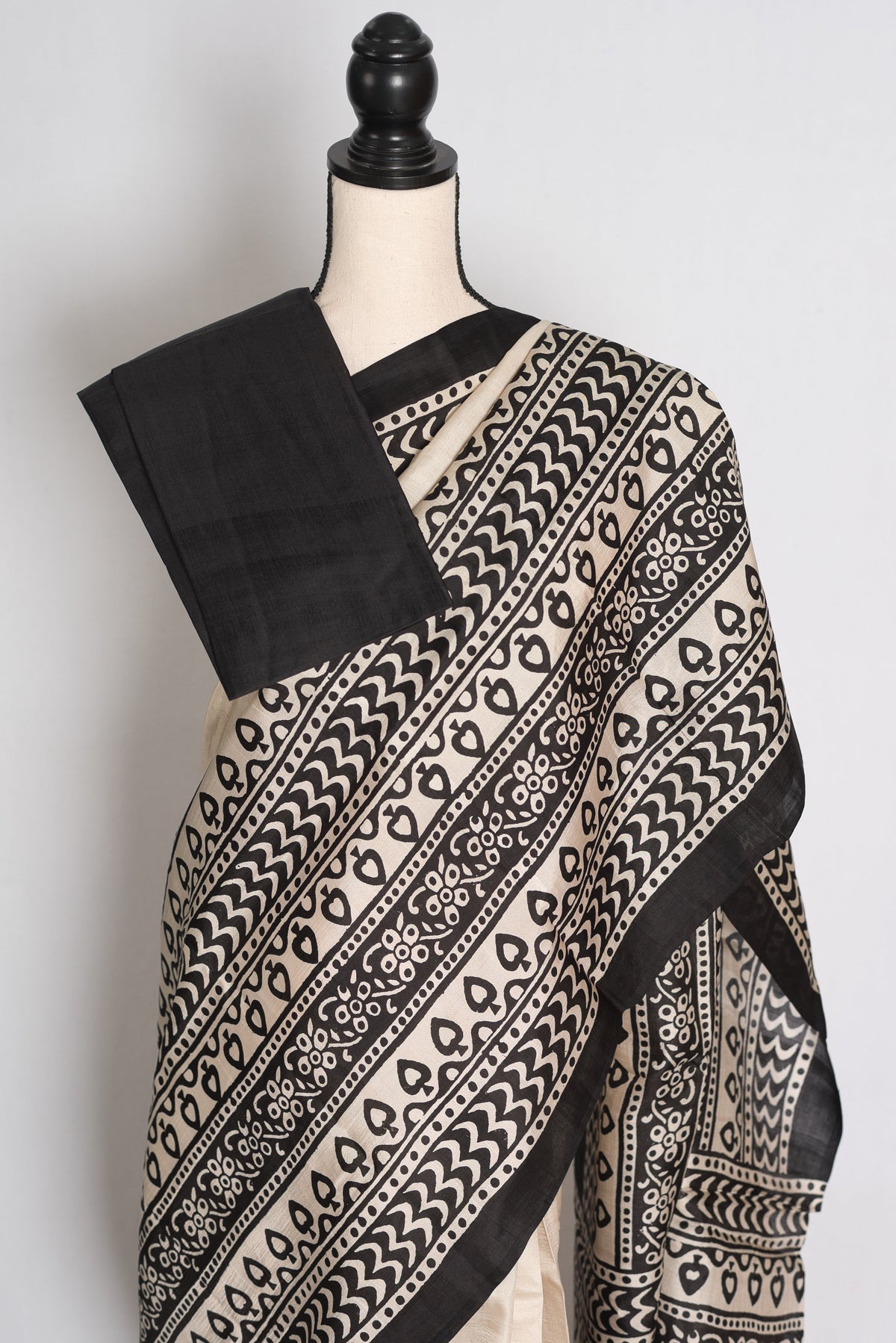 Nandini | Off-White & Black 3-Ply Murshidabad Block Printed Pure Silk Saree