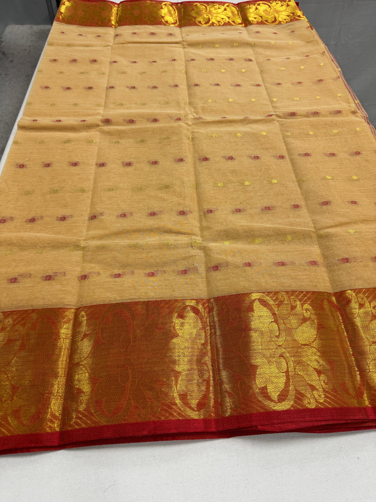Gita : Beige and Red Bengal Handloom Pure Cotton Tant Saree with Hazar Buti
