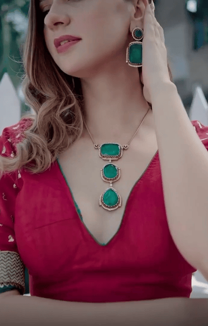 Designer Emerald Green and Golden Color Necklace Set