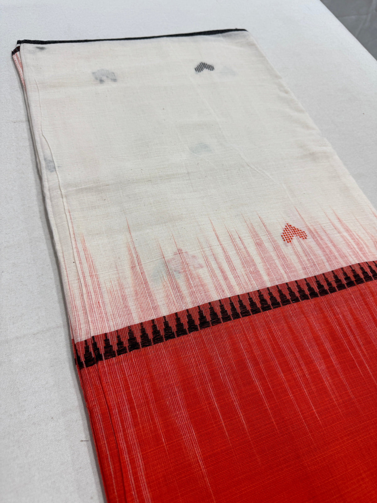 Dhriti : Dhaniakhali Soft Cotton Saree with Kotki Border