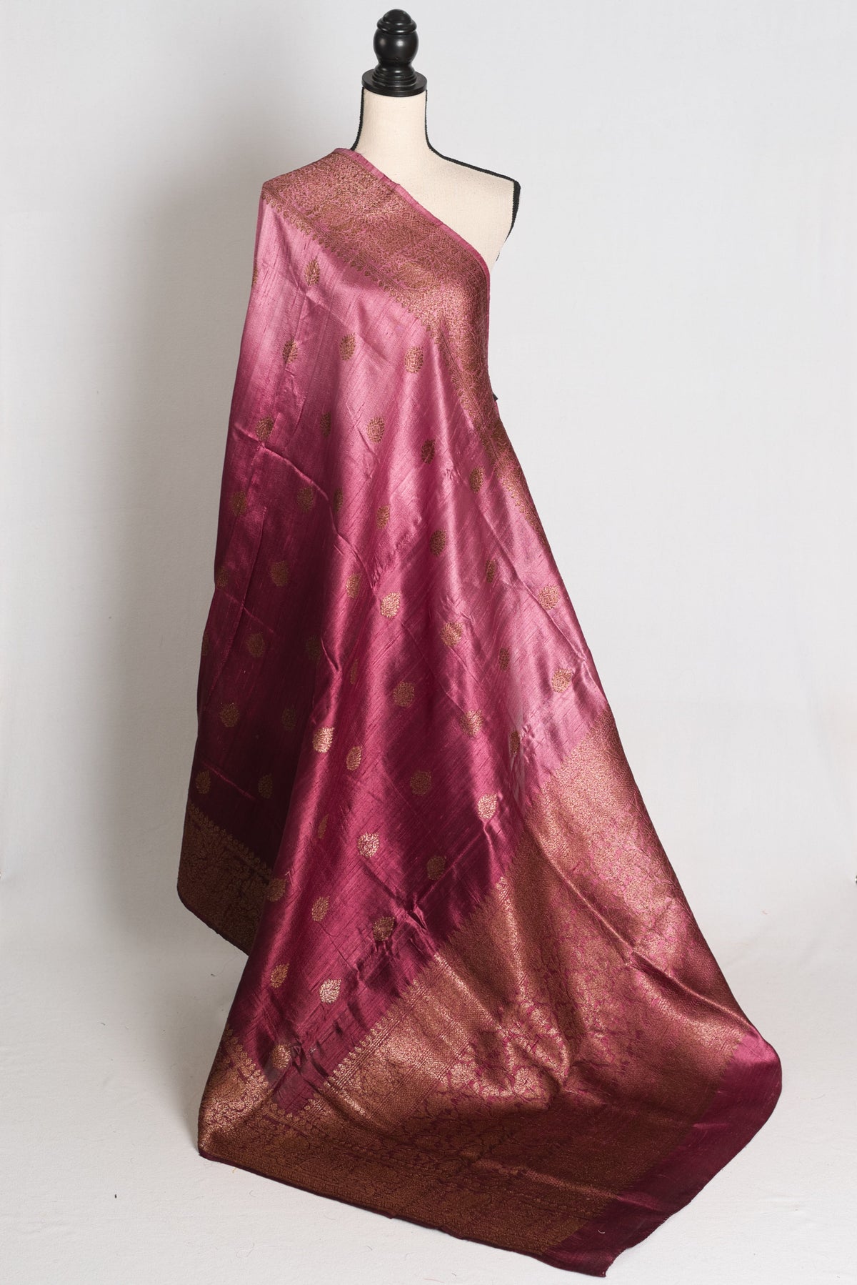 Farah : Pink & Wine Ombre Raw Silk Handloom Banarasi Saree | Silk Mark Certified