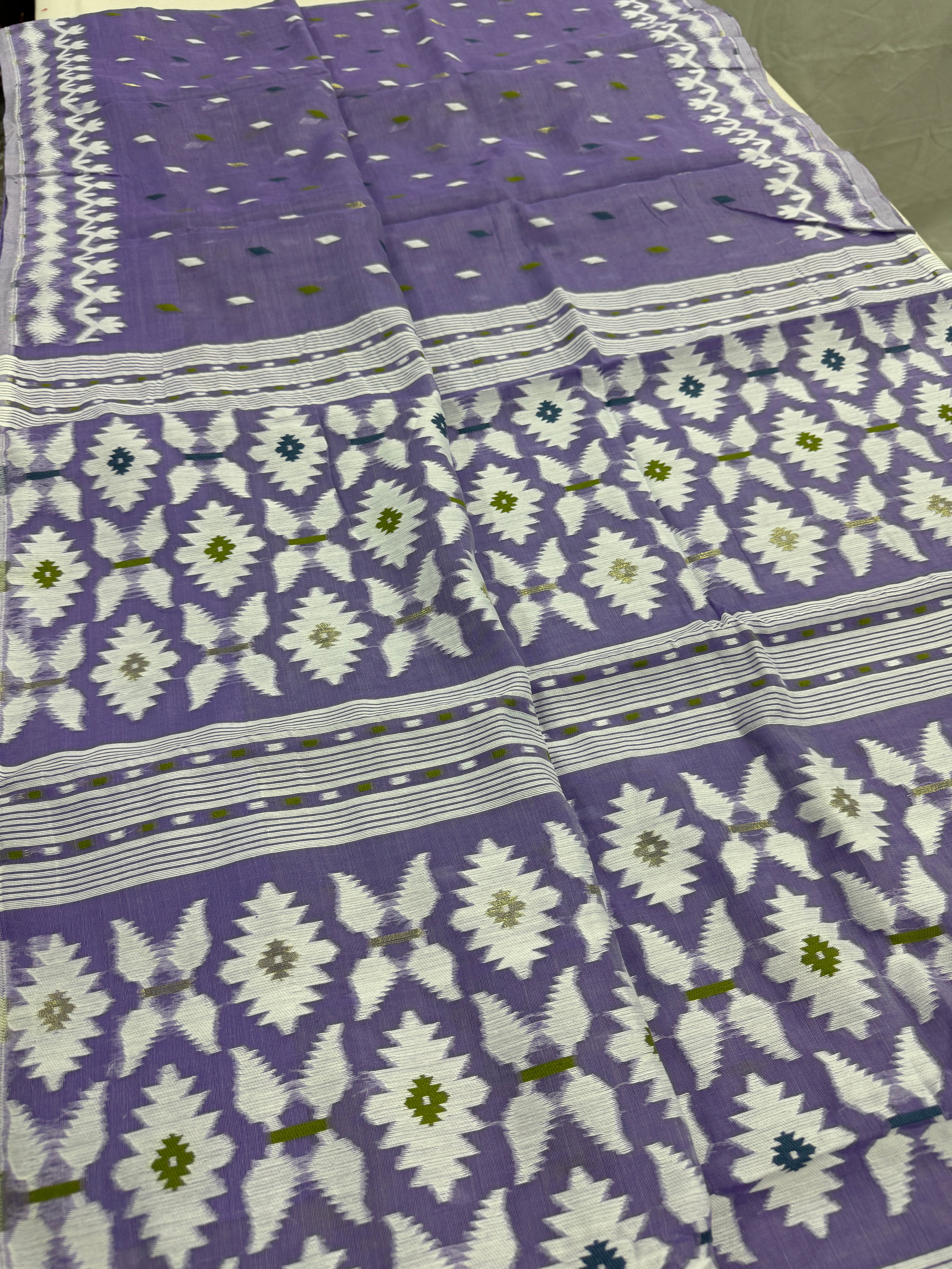 Madhabi : Mauve and White Blended Soft Cotton Jamdani Saree