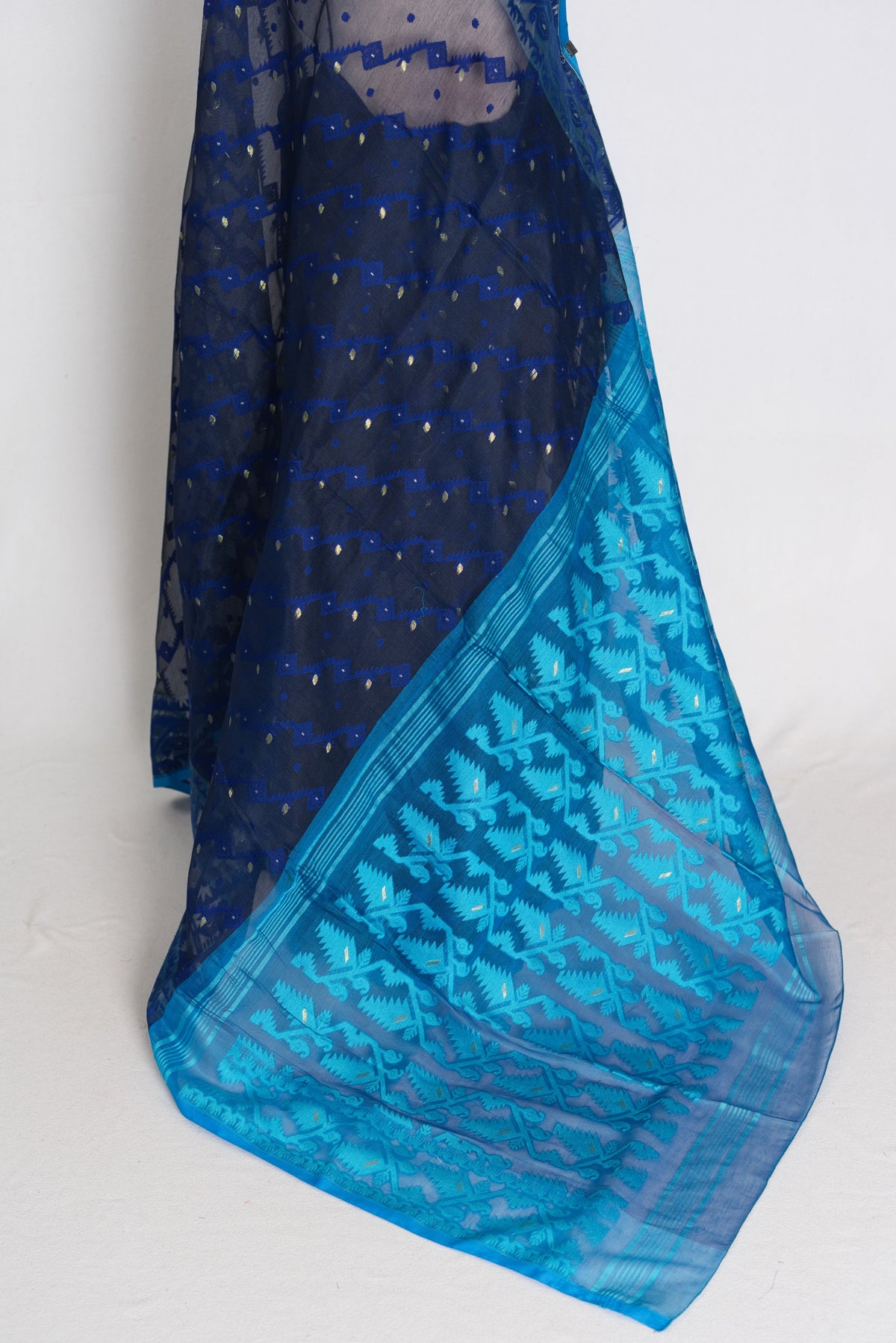 Neela : Midnight Blue & Turquoise Soft Blended Cotton Jamdani Saree