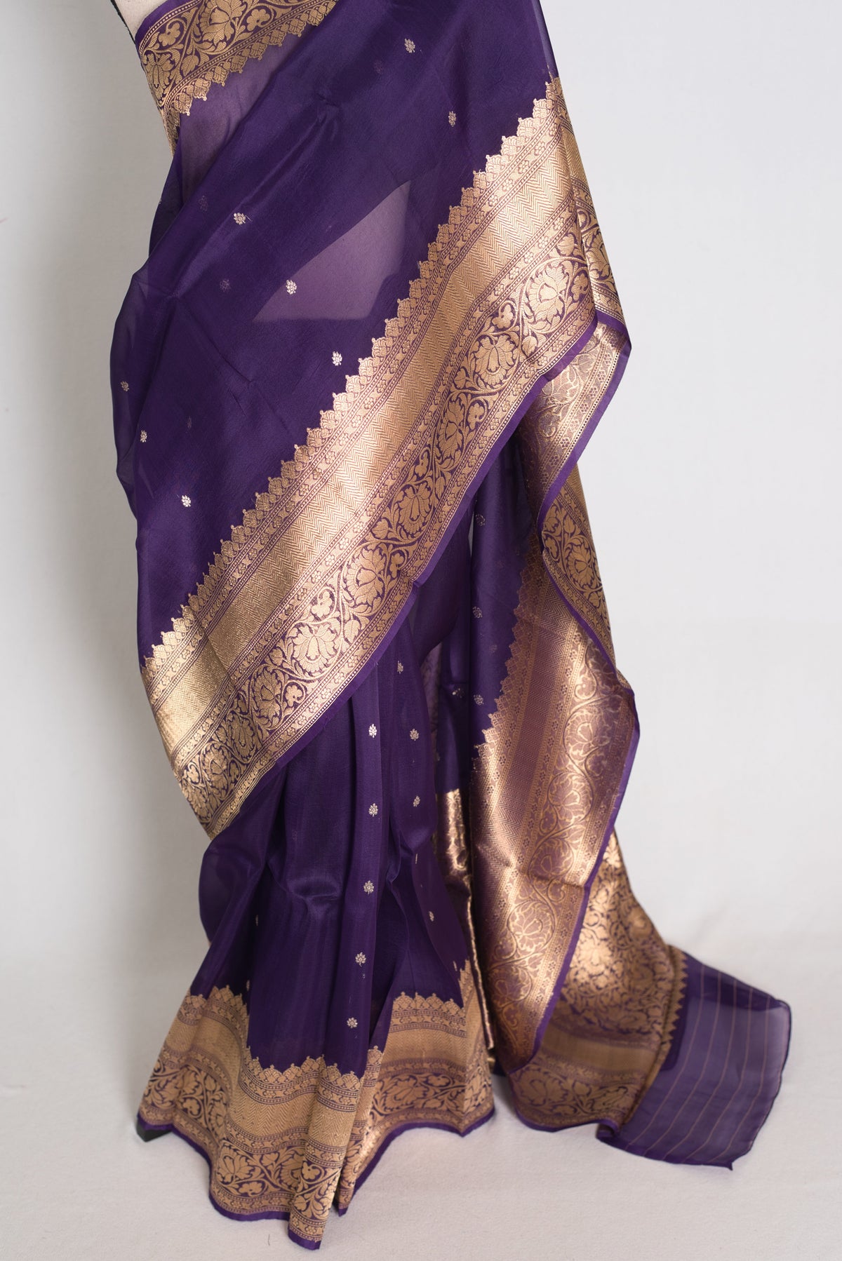 Aparna : Purple and Gold Pure Kora Organza Banarasi Silk Saree with Zari Booti