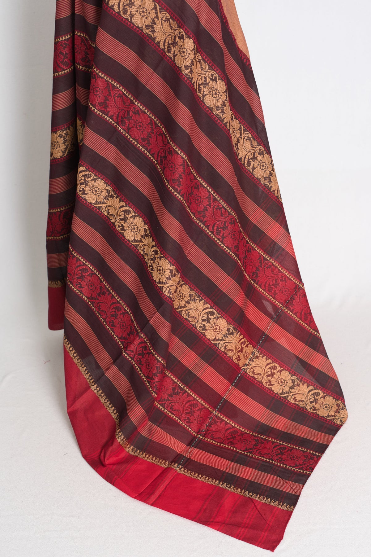 Mati : Maroon Dhaniakhali Bengal Handloom Pure Soft Cotton Saree
