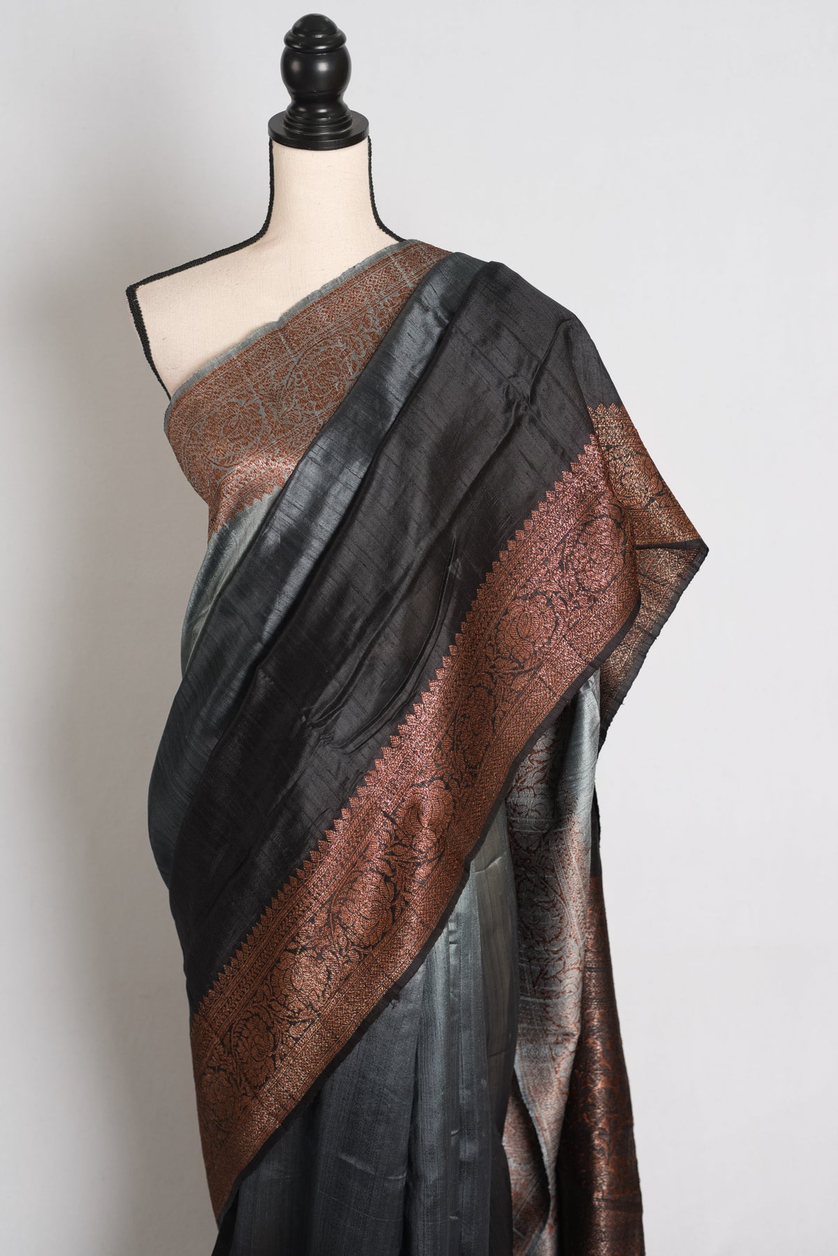 Nadia :Grey & Black Ombre Raw Silk Valkalam Banarasi Saree | Silk Mark Certified