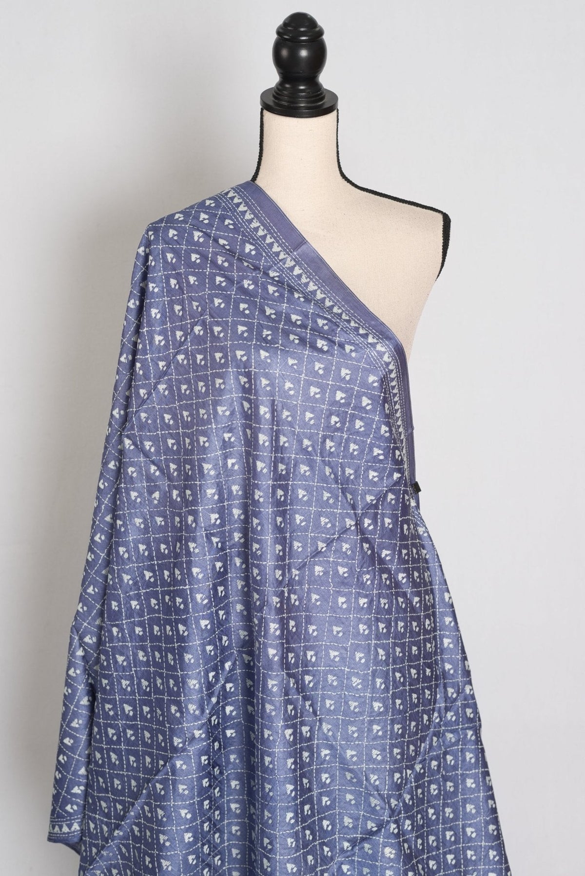 Hand Embroidered Dusty Purple & White Desi Tussar Silk Kantha Dupatta | Aai