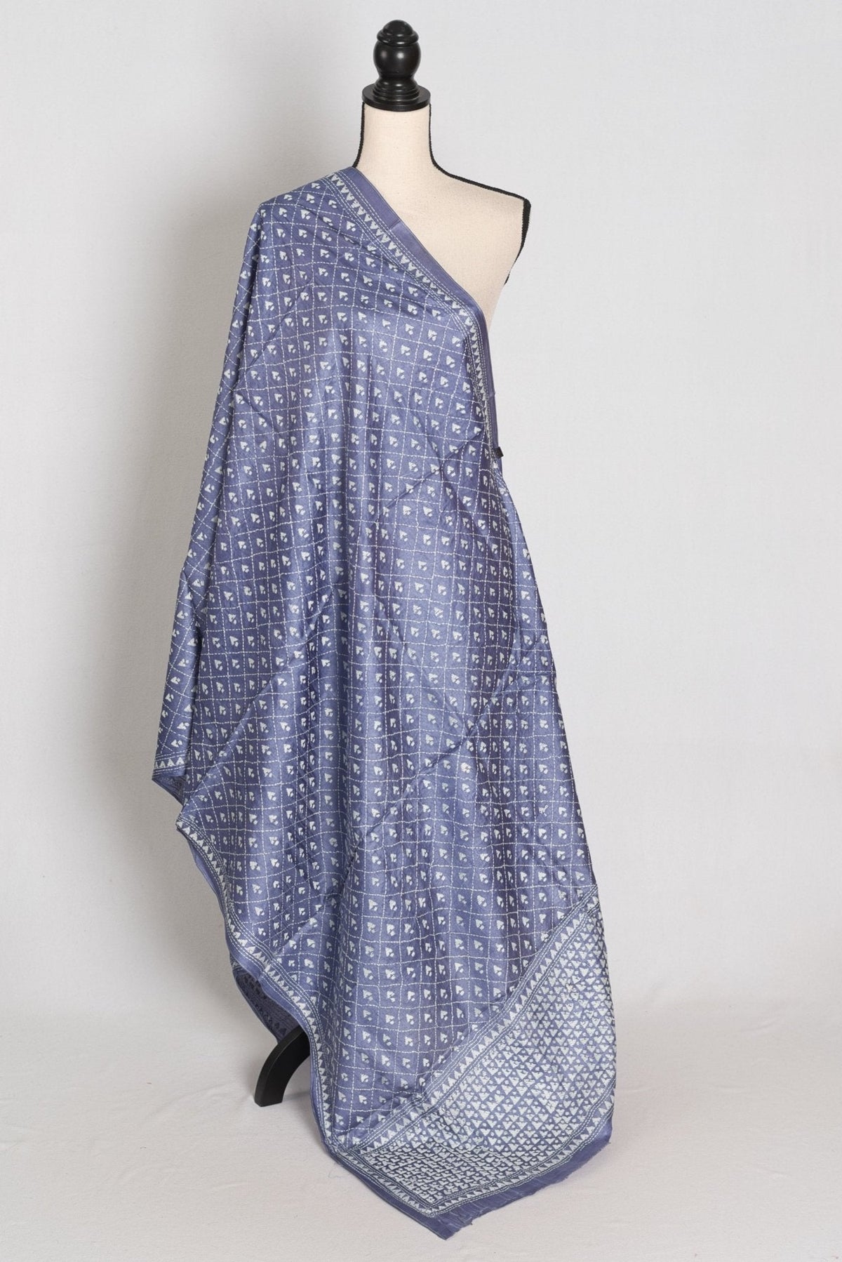 Hand Embroidered Dusty Purple & White Desi Tussar Silk Kantha Dupatta | Aai