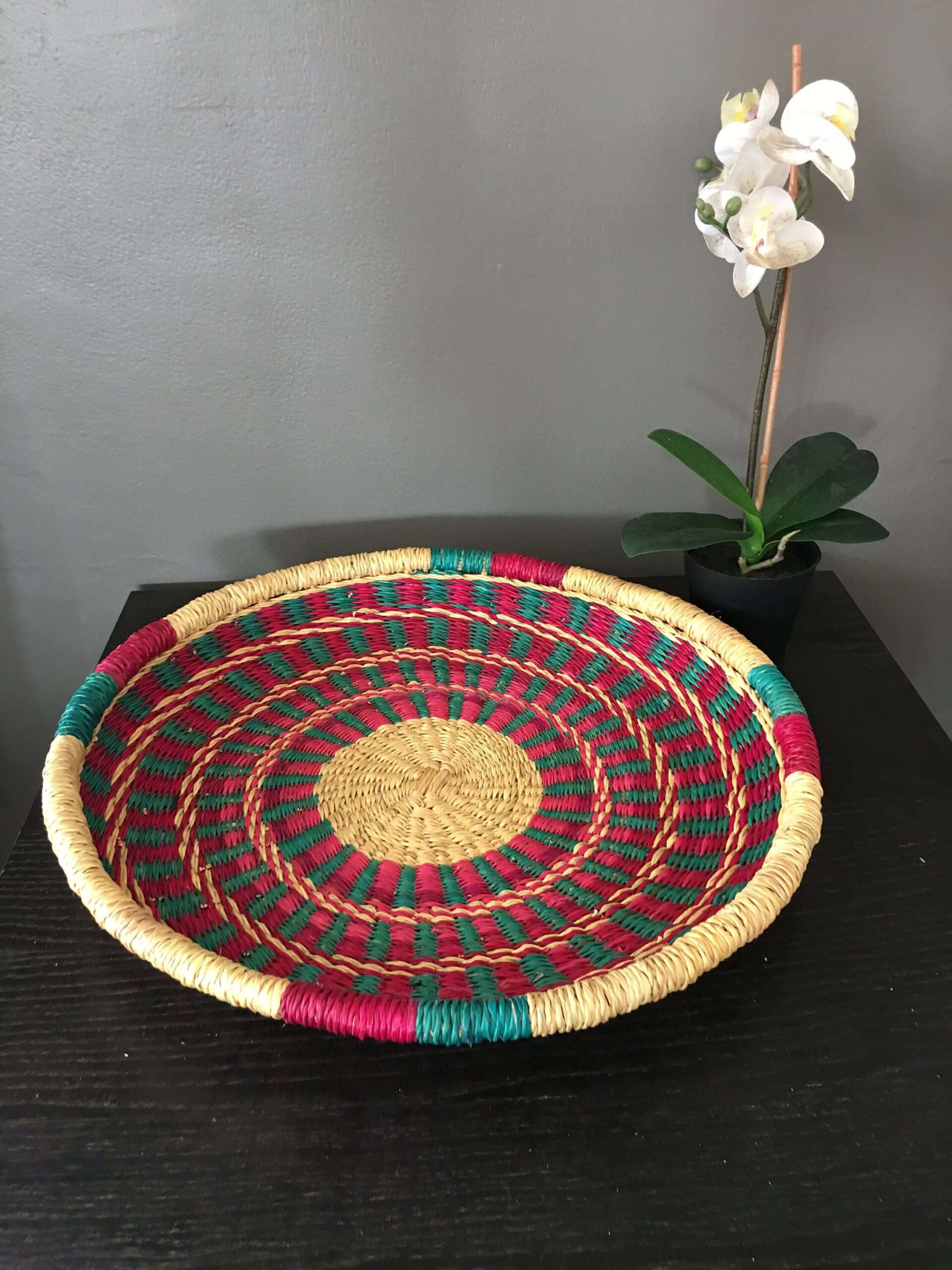 Nina woven Tray