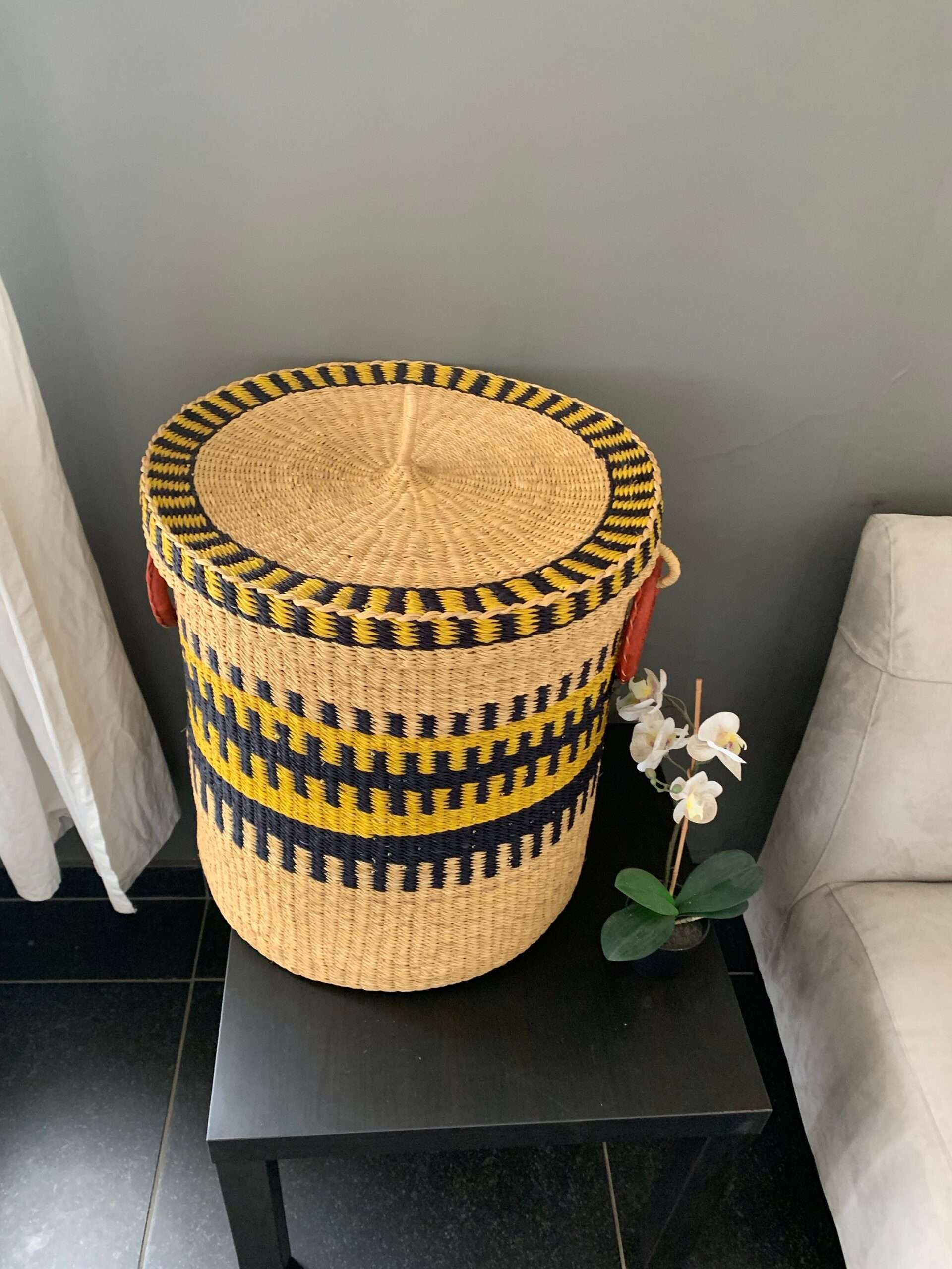 AYURI Laundry basket with lid