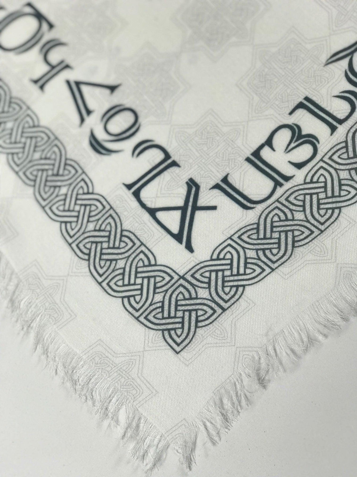 Armenian Alphabet and Eternity Scarf