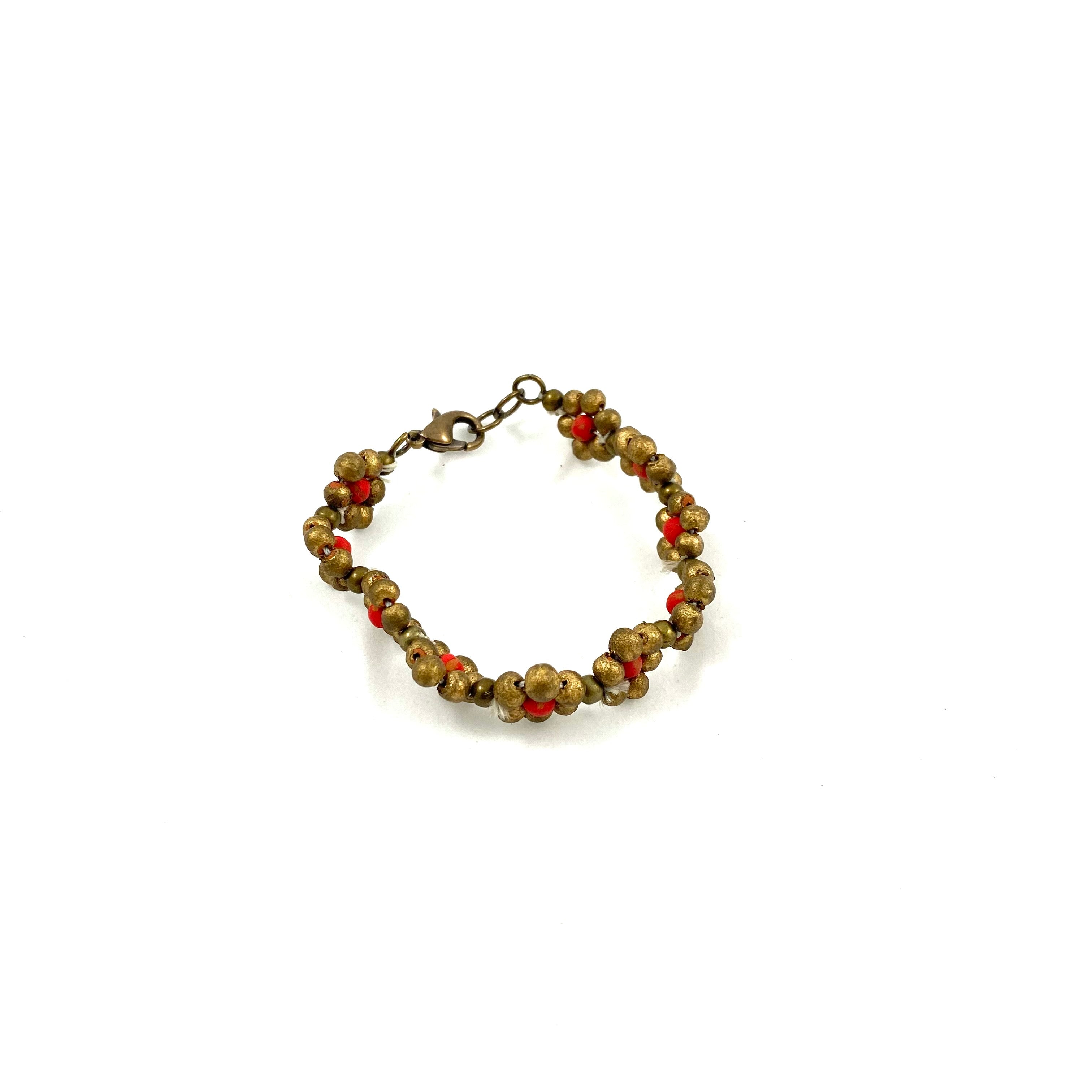 Ceramic Daisy Chain Bracelet