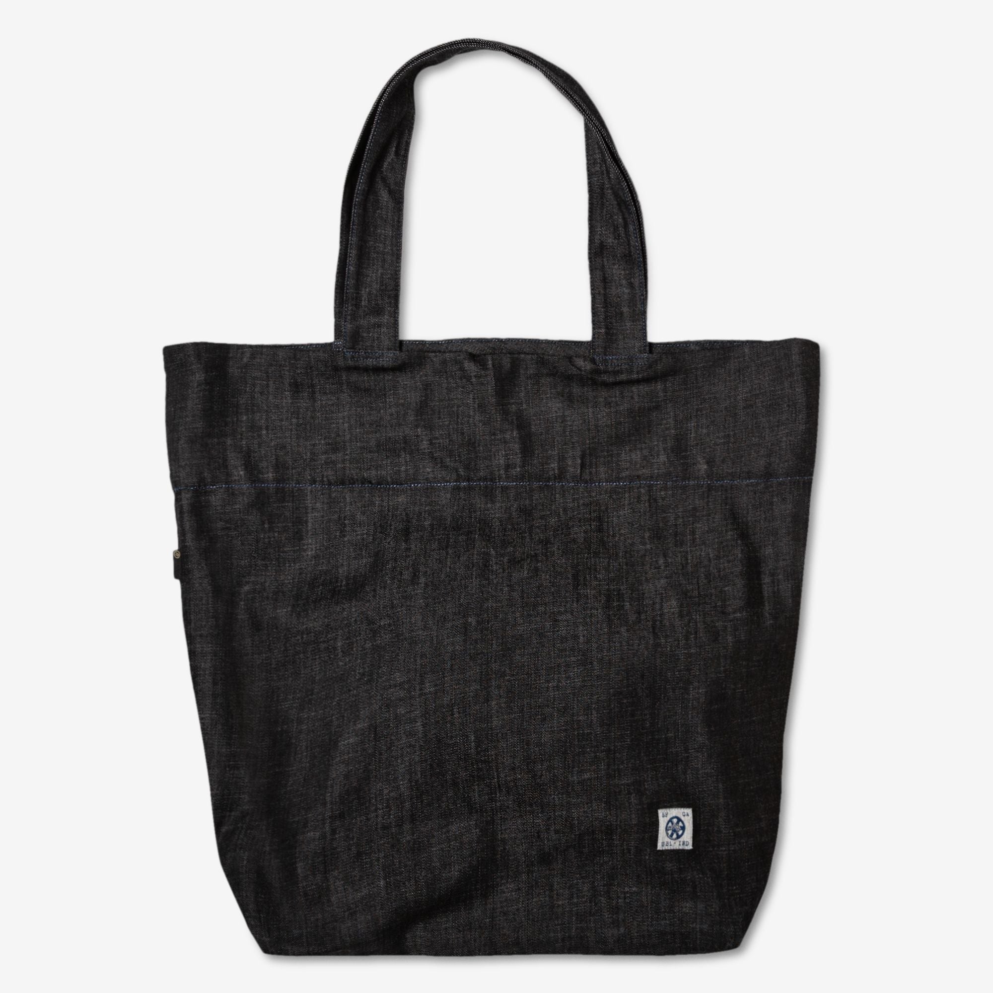THE TOTE BAG