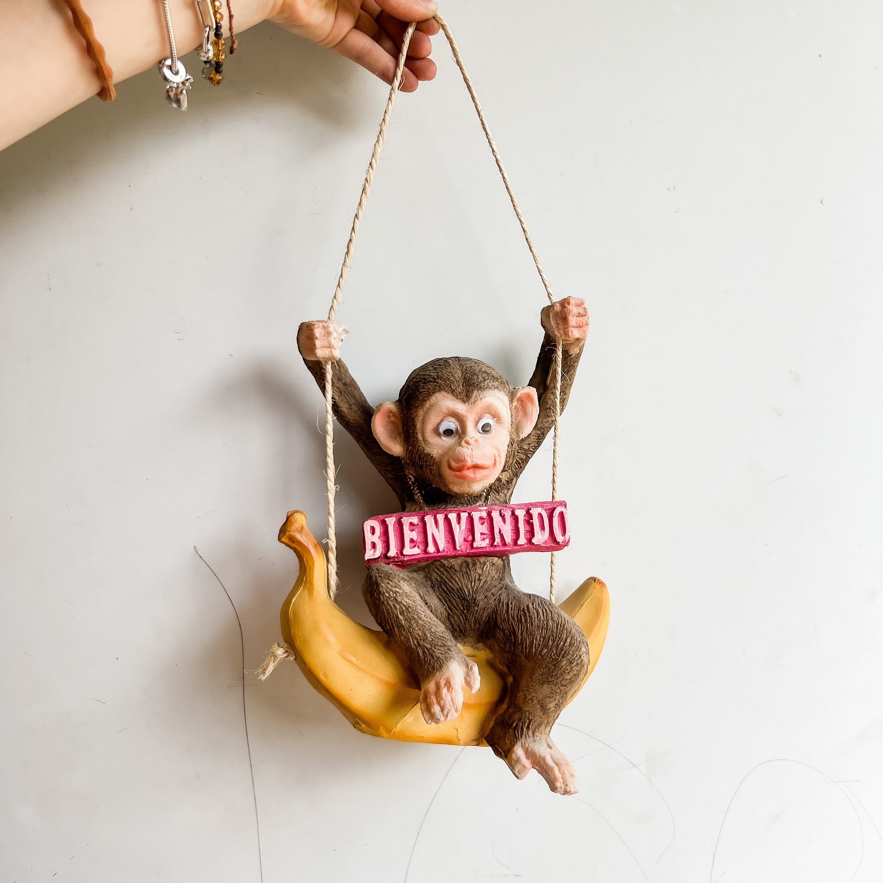 Hanging Welcome “Bienvenido” Decor