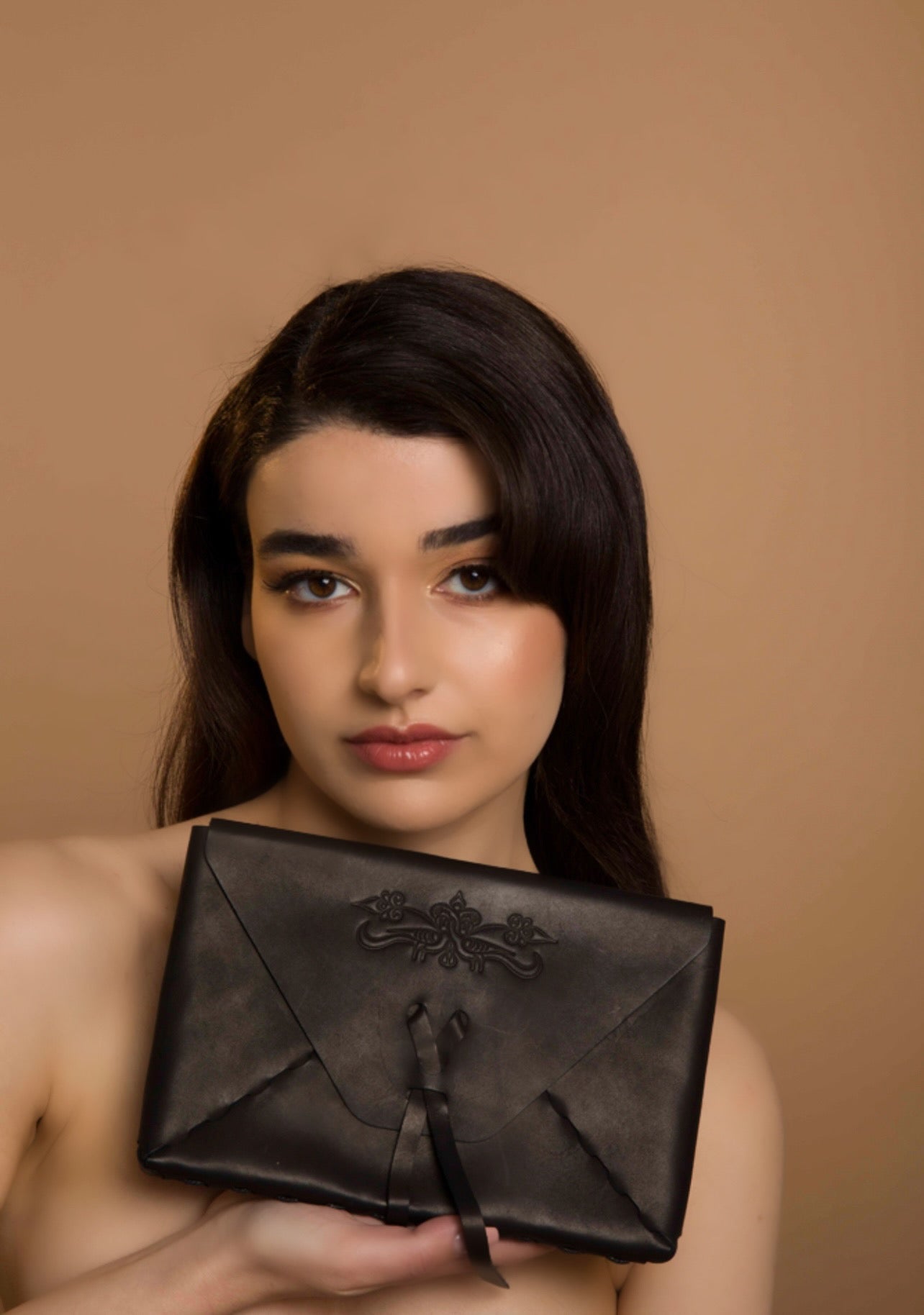 Sirahar Leather Ladies Clutch