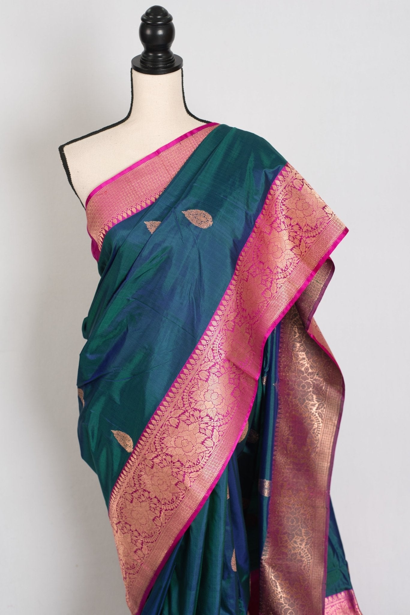 Jaya : Certified Silk Banarasi Saree in Peacock Green and Pink