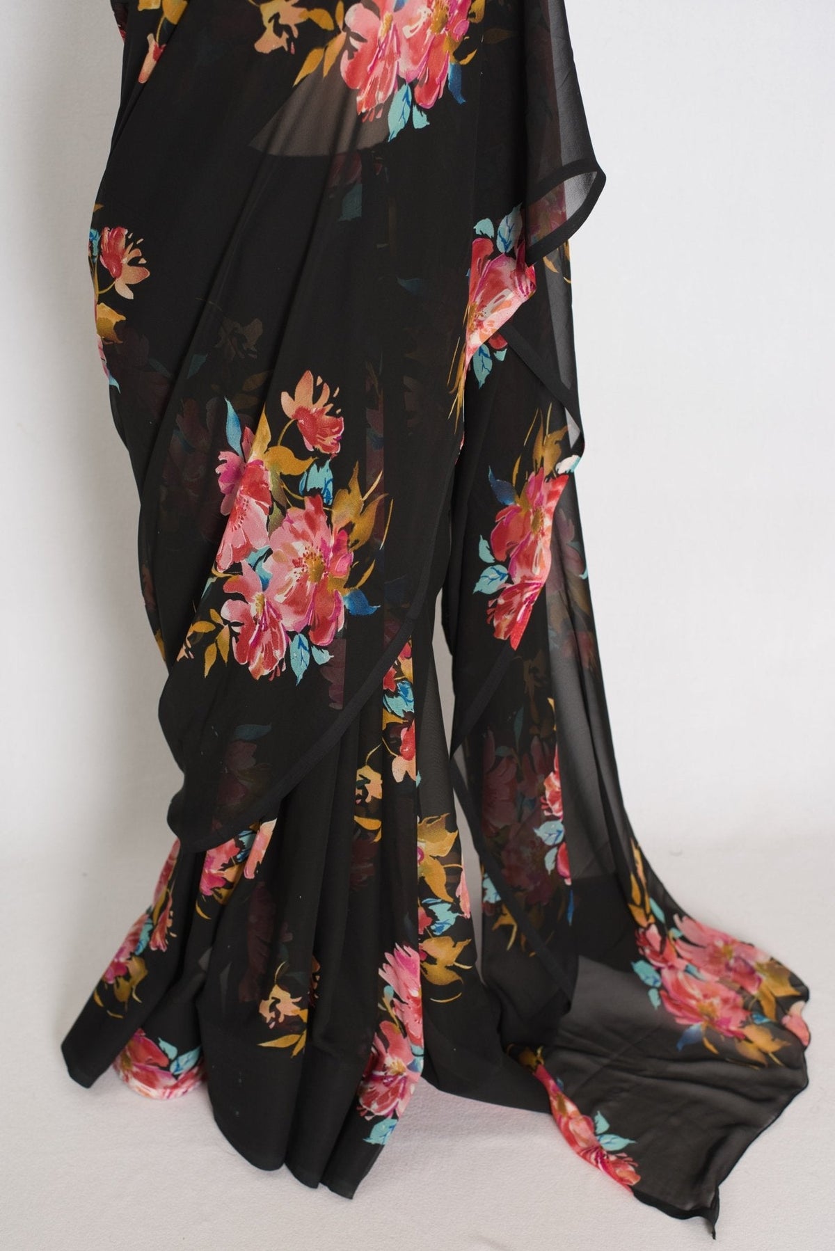 Nita : Black Floral Printed Chiffon Georgette Saree