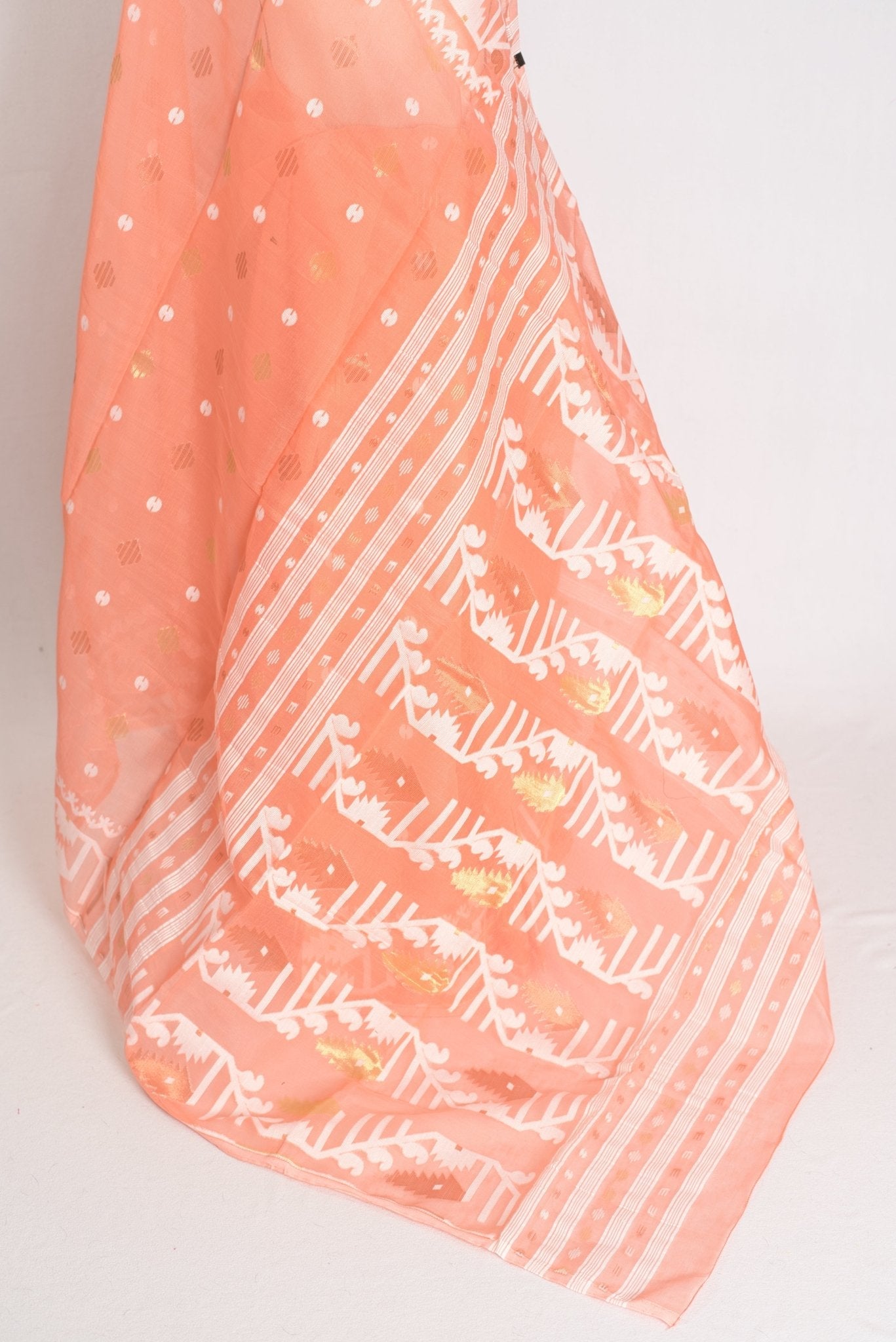 Ramani : Peach Orange Blended Soft Cotton Jamdani Bengali Saree